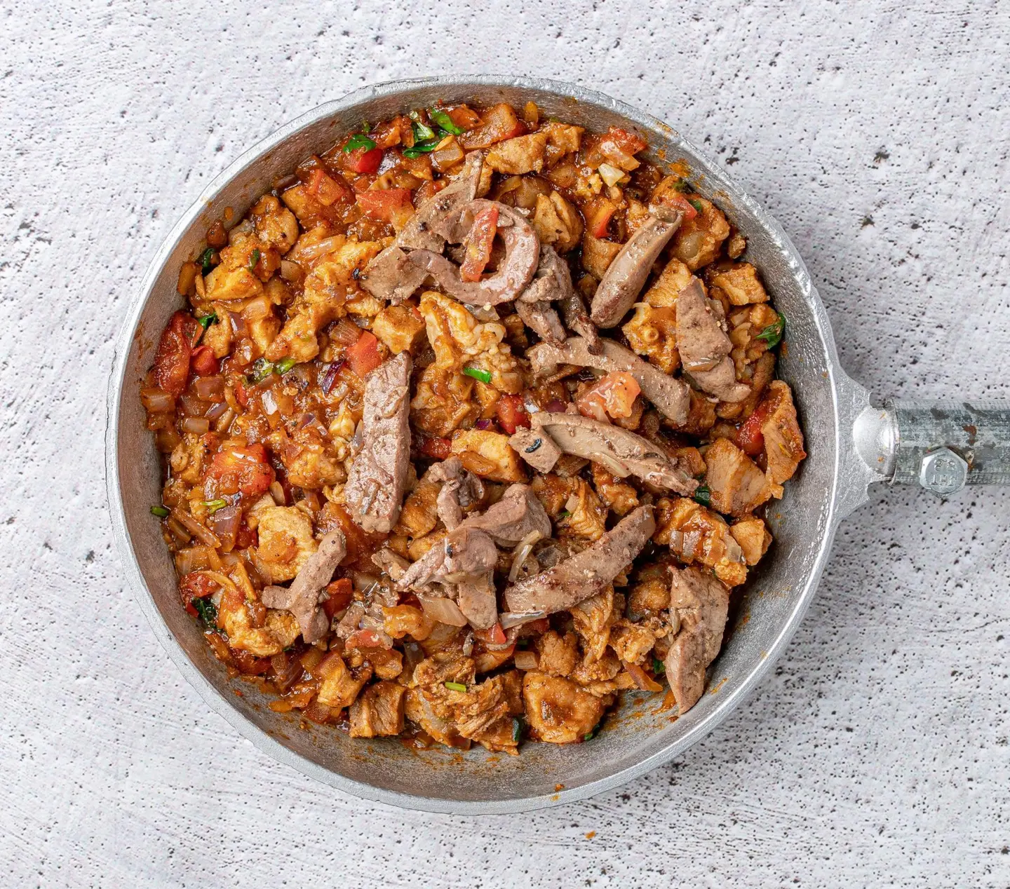 تقاطيع بالحمص