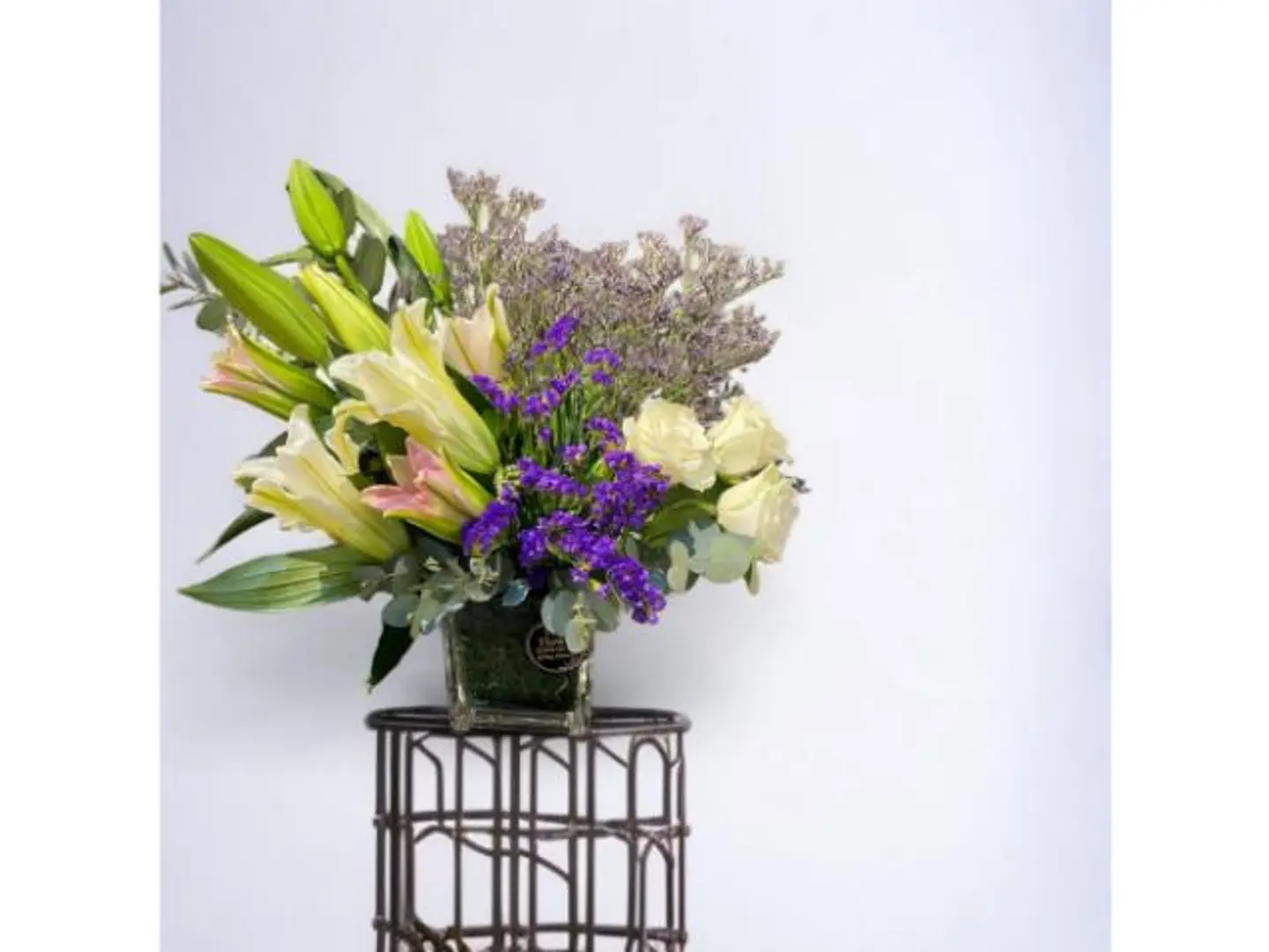 Lily And Jory White Coordinate In A Vase