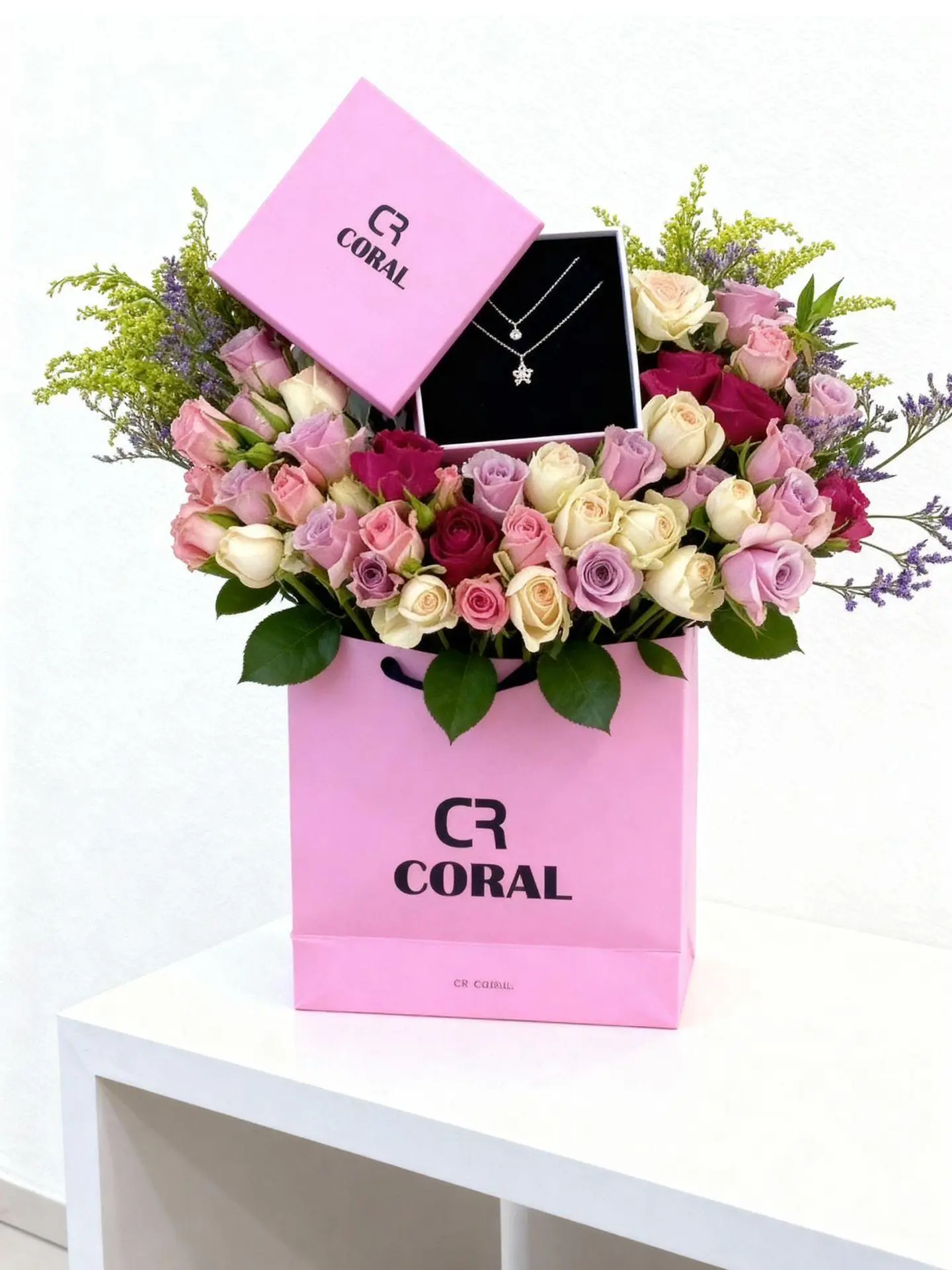 هدية مع تنسيق ورد 2