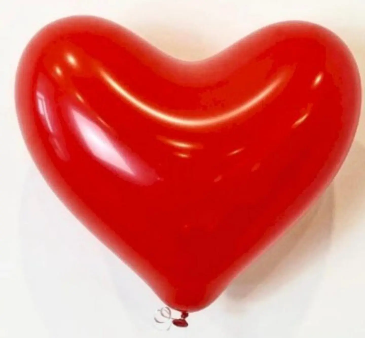 بالون لاتكس احمر