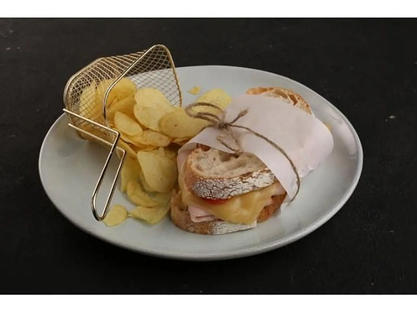 تركي ساوردو مع جبنة االمينتال