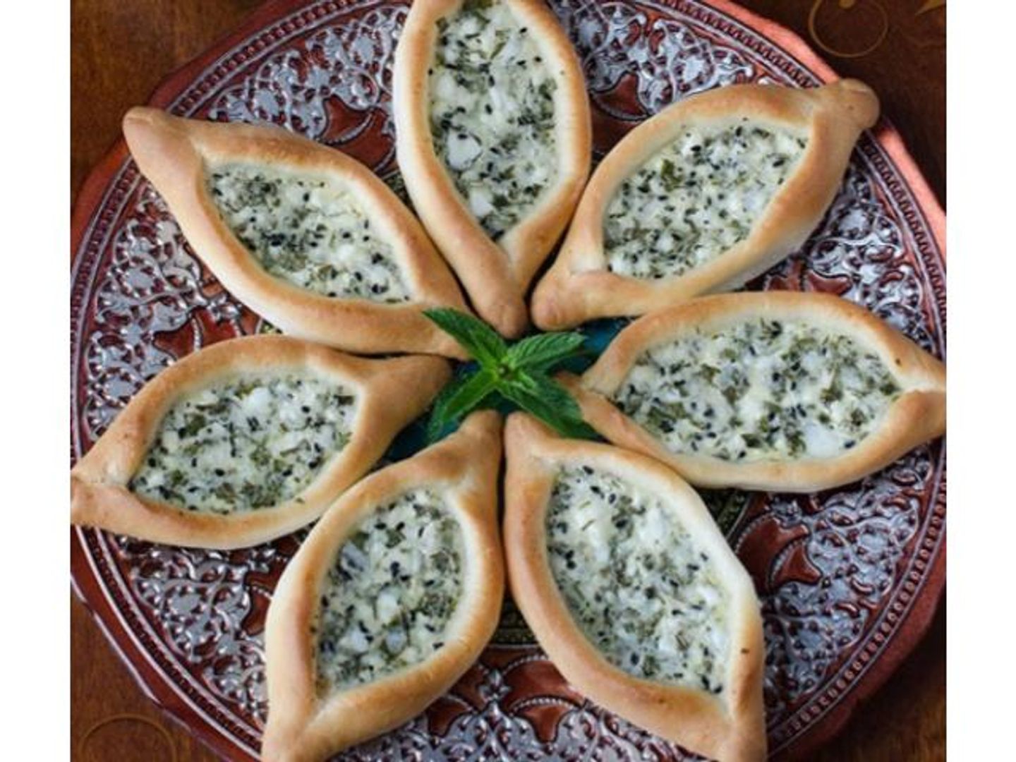 جبنة بالزعتر