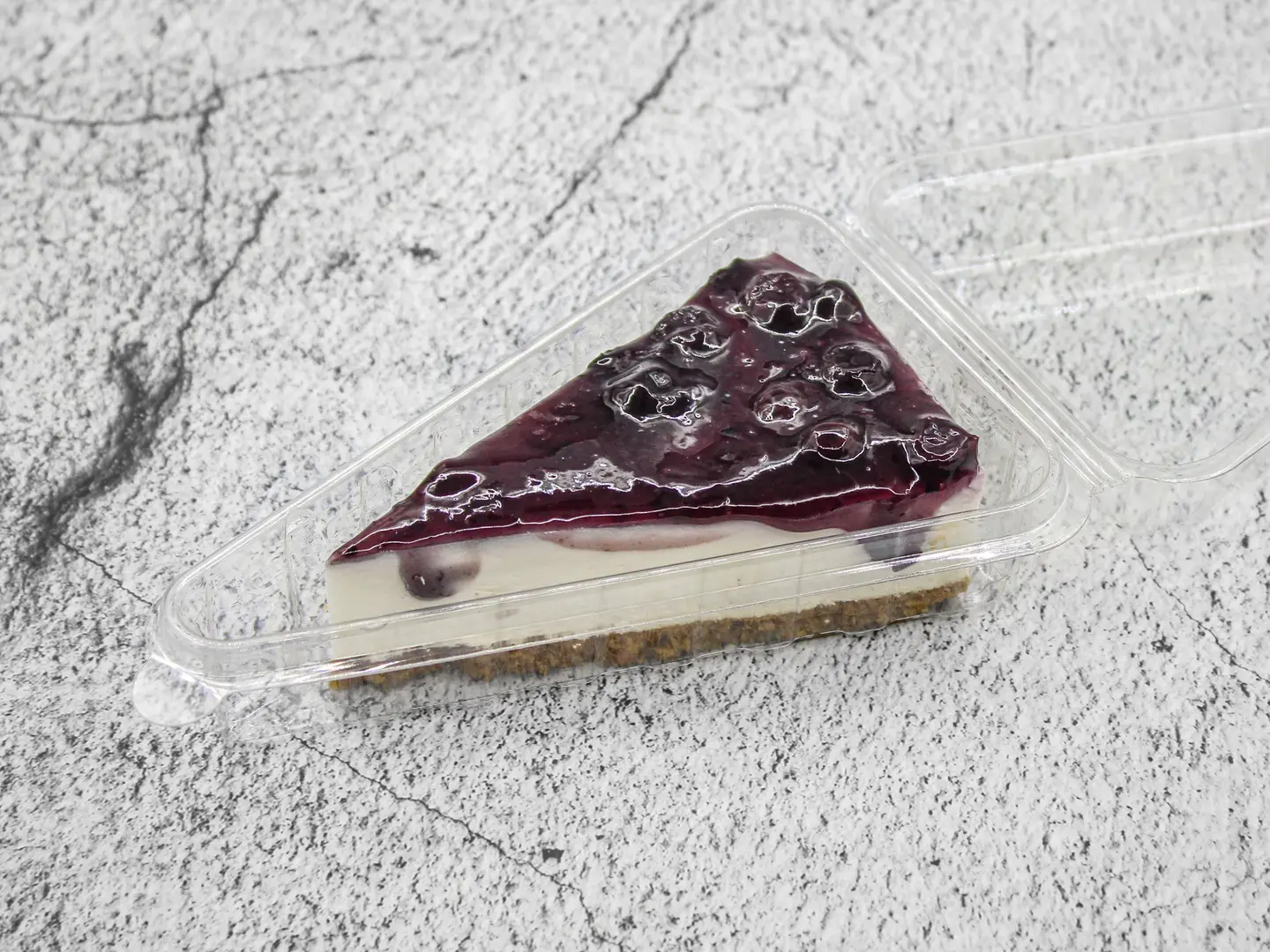 تشيز كيك توت أزرق