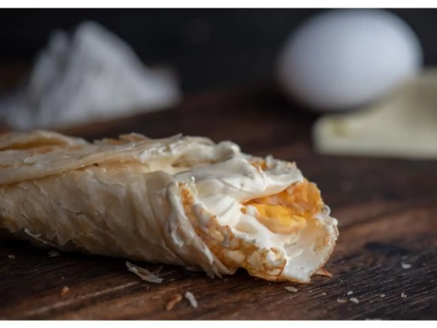 شباتي بيض وجبن