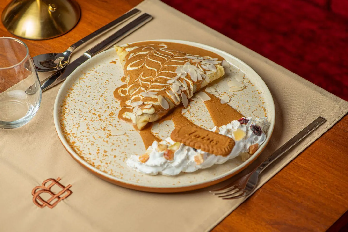 Lotus Crepe