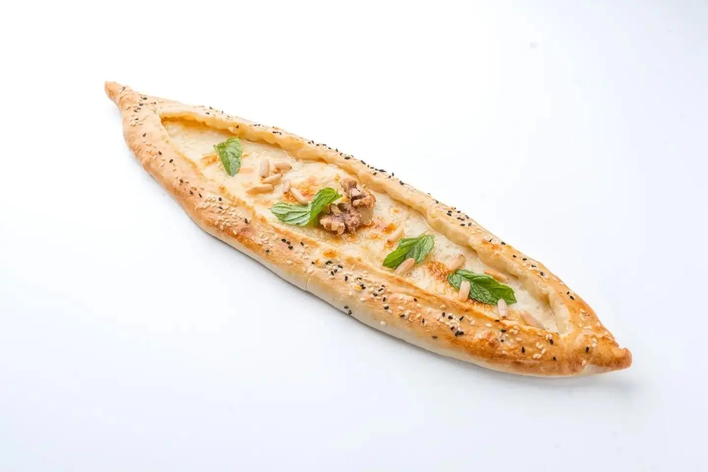 فطيرة جبن قشقوان