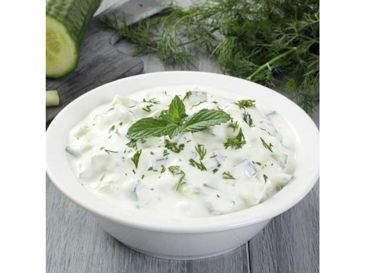 سلطة زبادي خيار