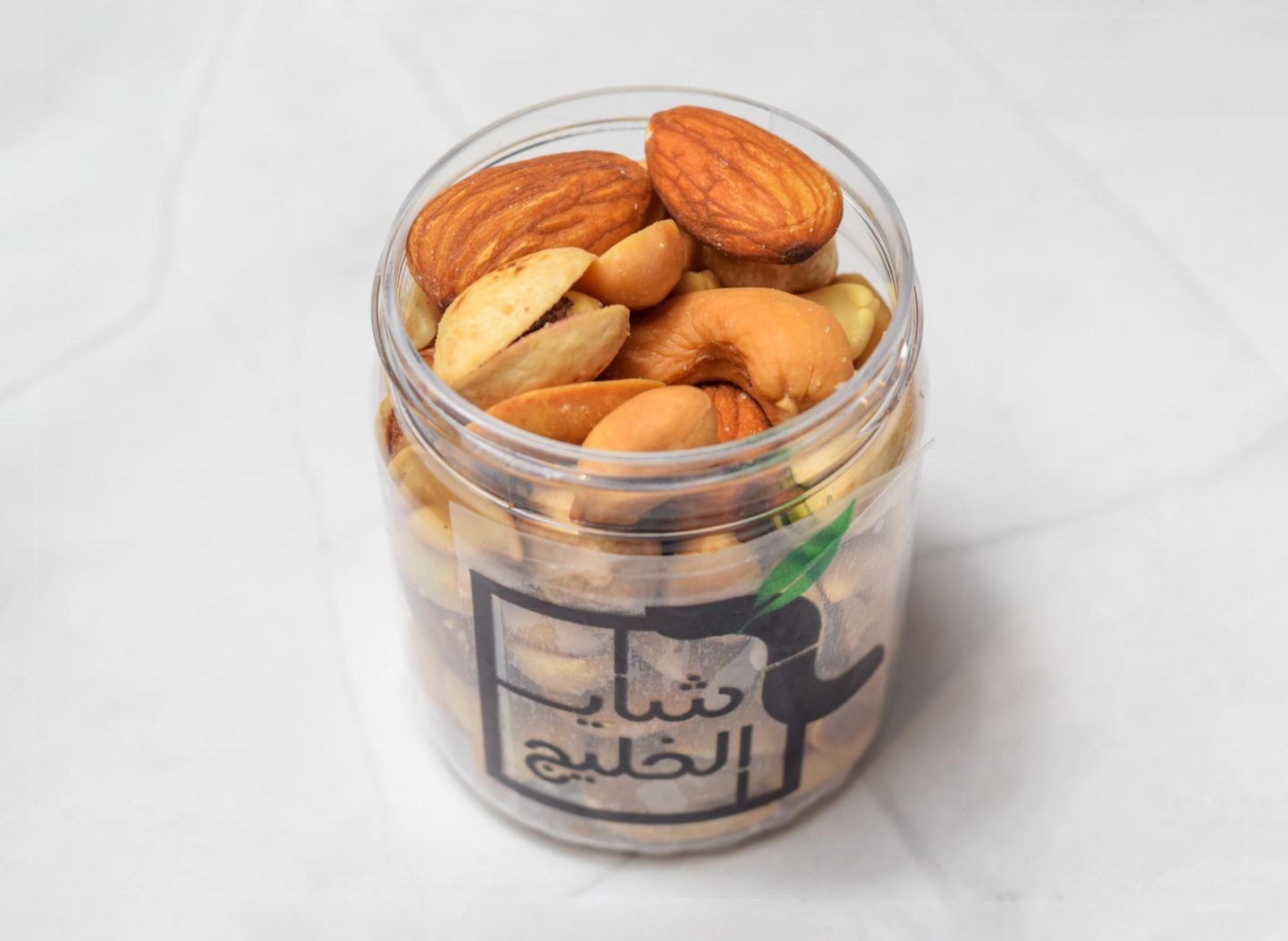 مكسرات يابانية مشكلة