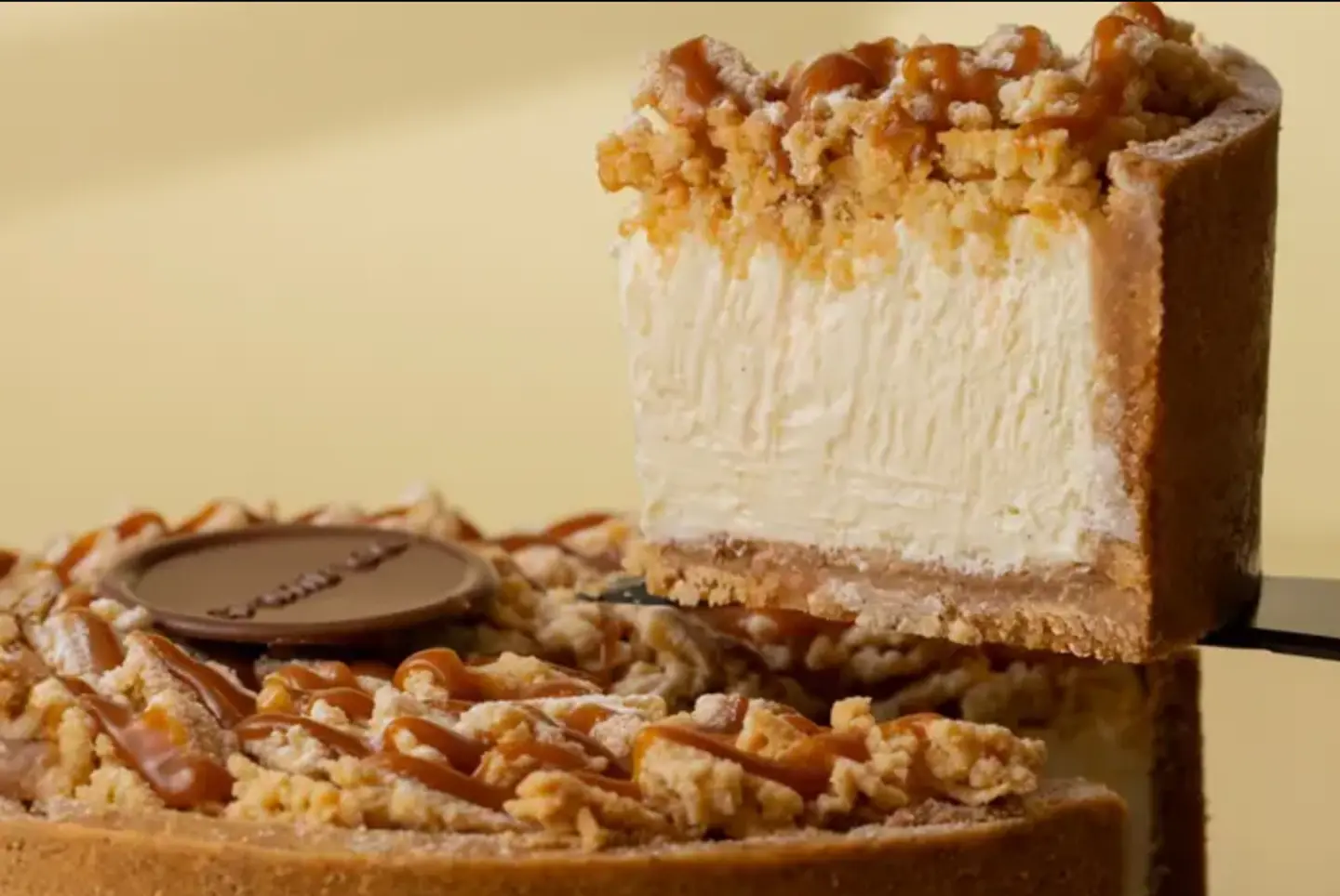 Crumbled Cheese Cake