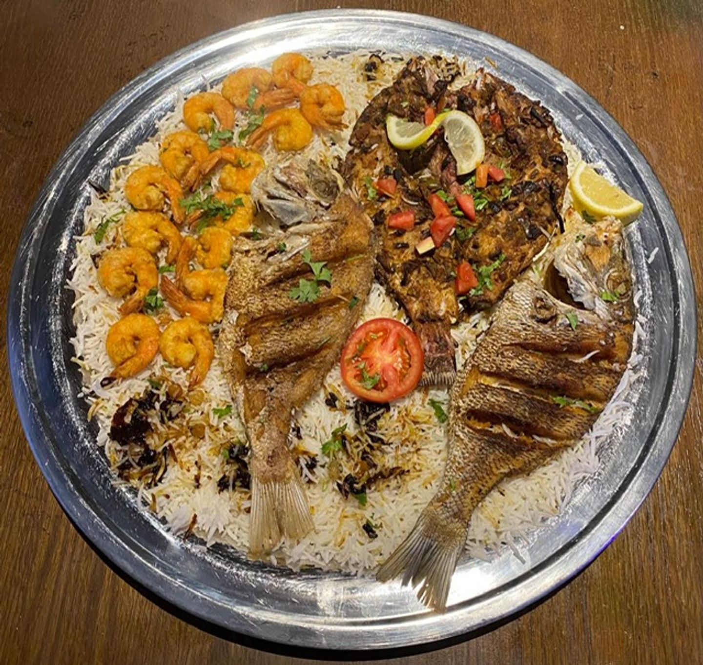 وجبة ‬شعري وعندق ثلاثة اشخاص