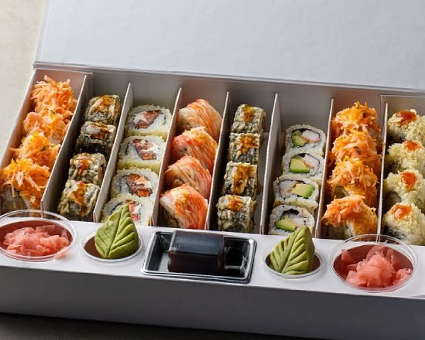 Meal For 4 Special Roll Set 32pcs