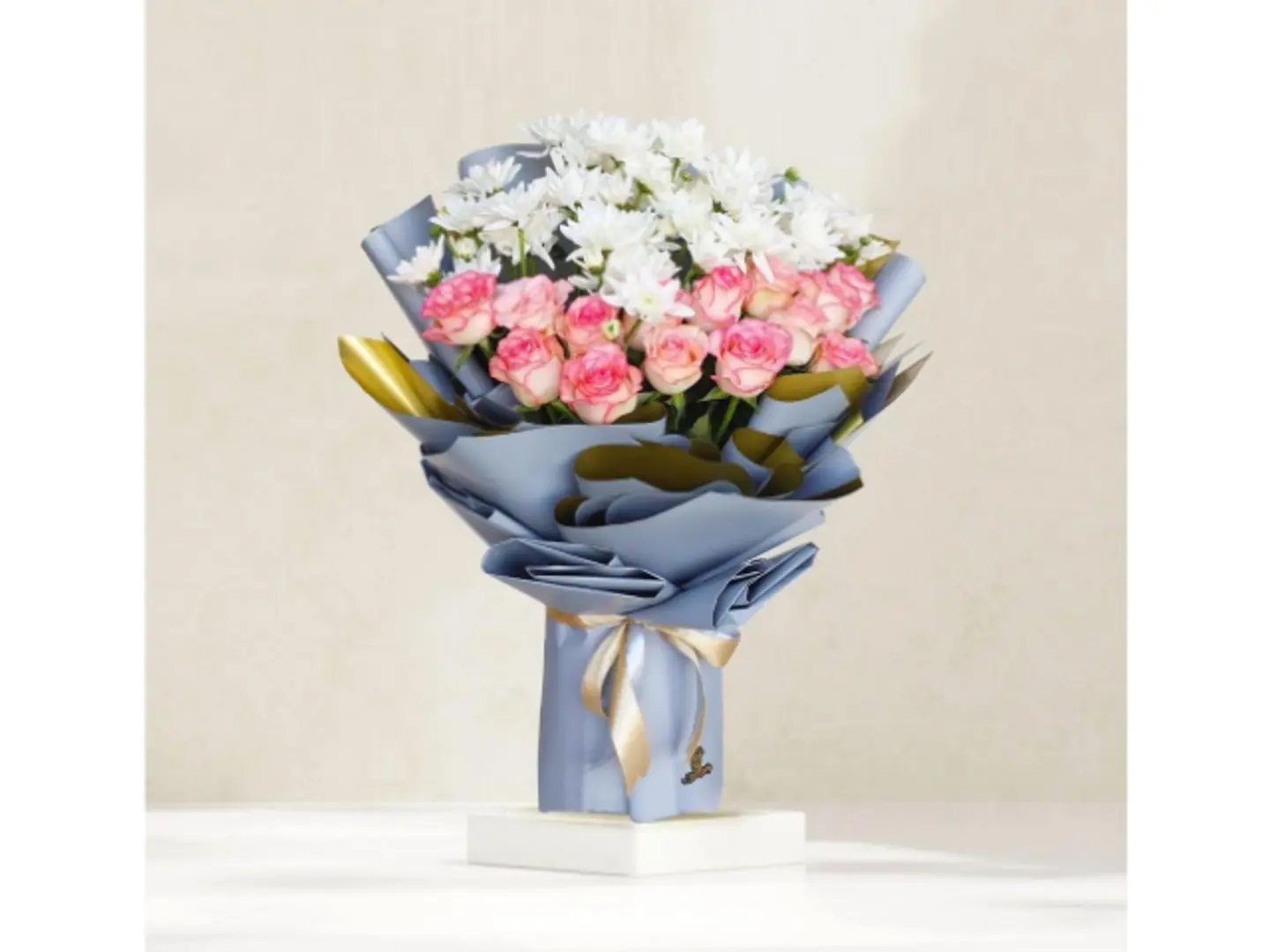 باقة قطوف الجوري والكريز