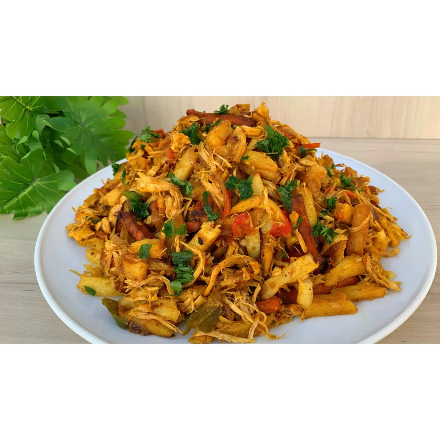 ربع عقدة دجاج مع ملوخية