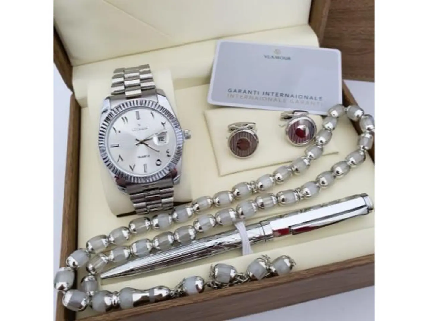 Men’s Gift Set , Elegance & Distinction 18