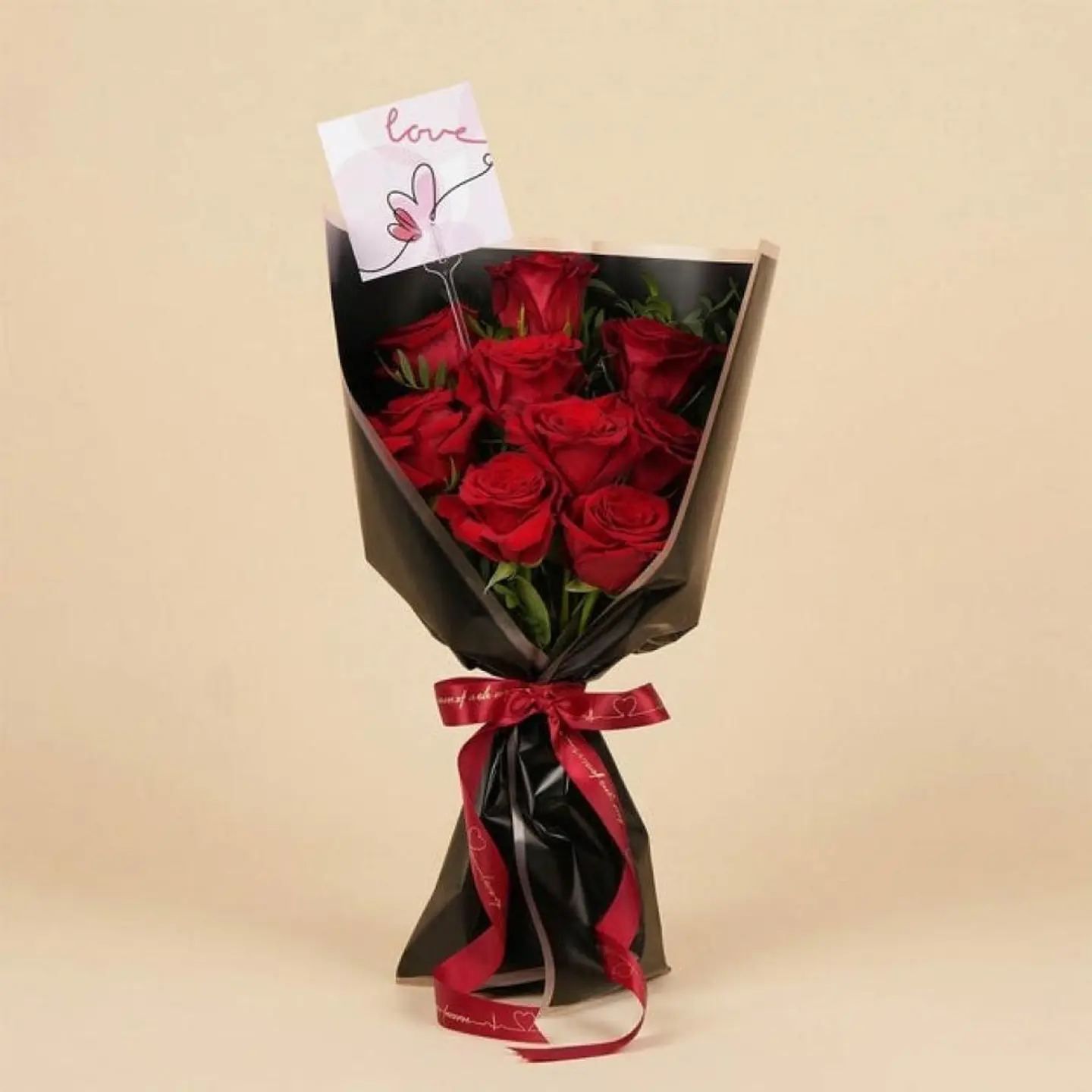 بوكيه فالنتاين ورد أحمر