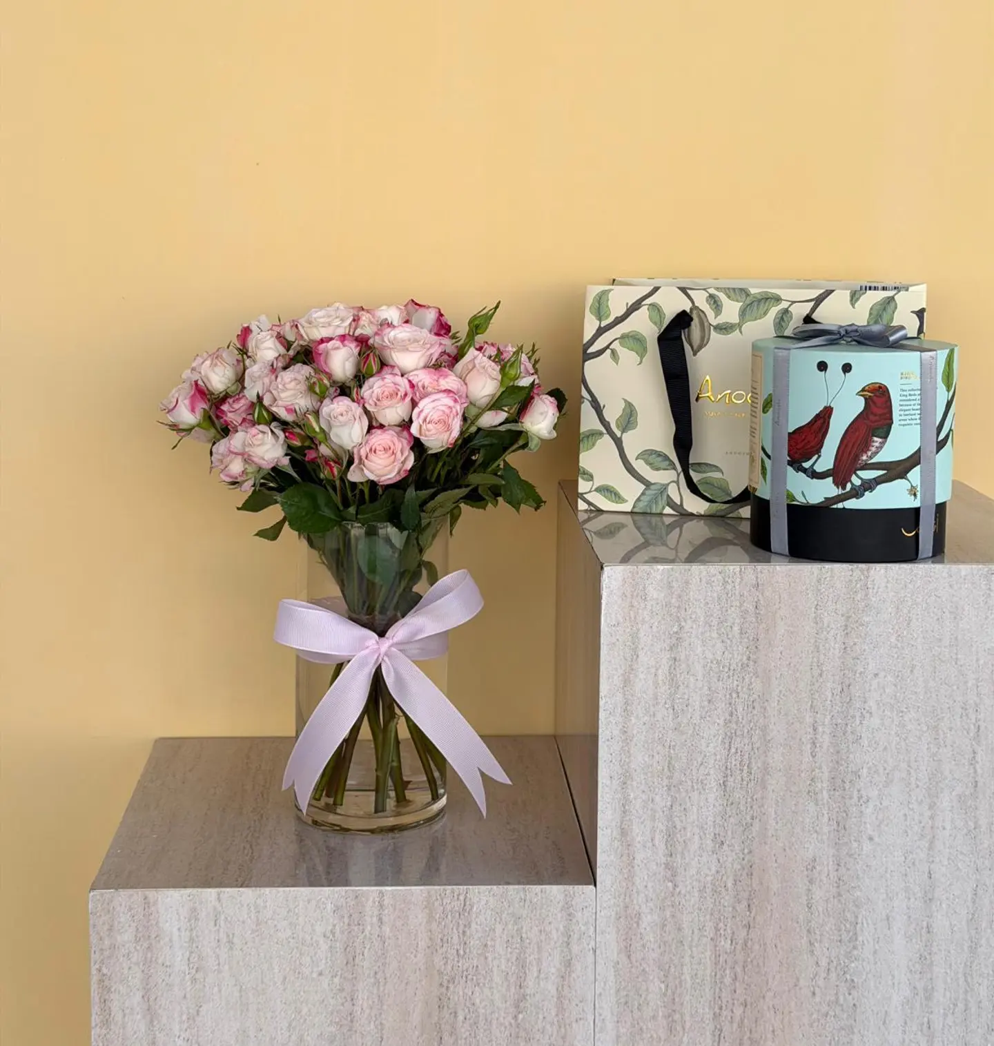 فازة مع شوكولاتة انوش