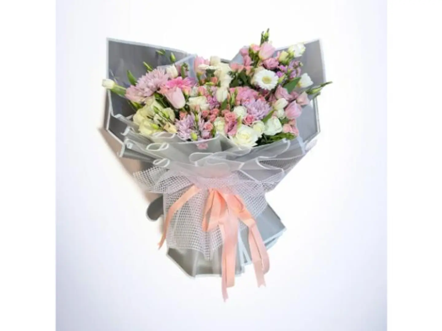 باقة رومانسية الورد