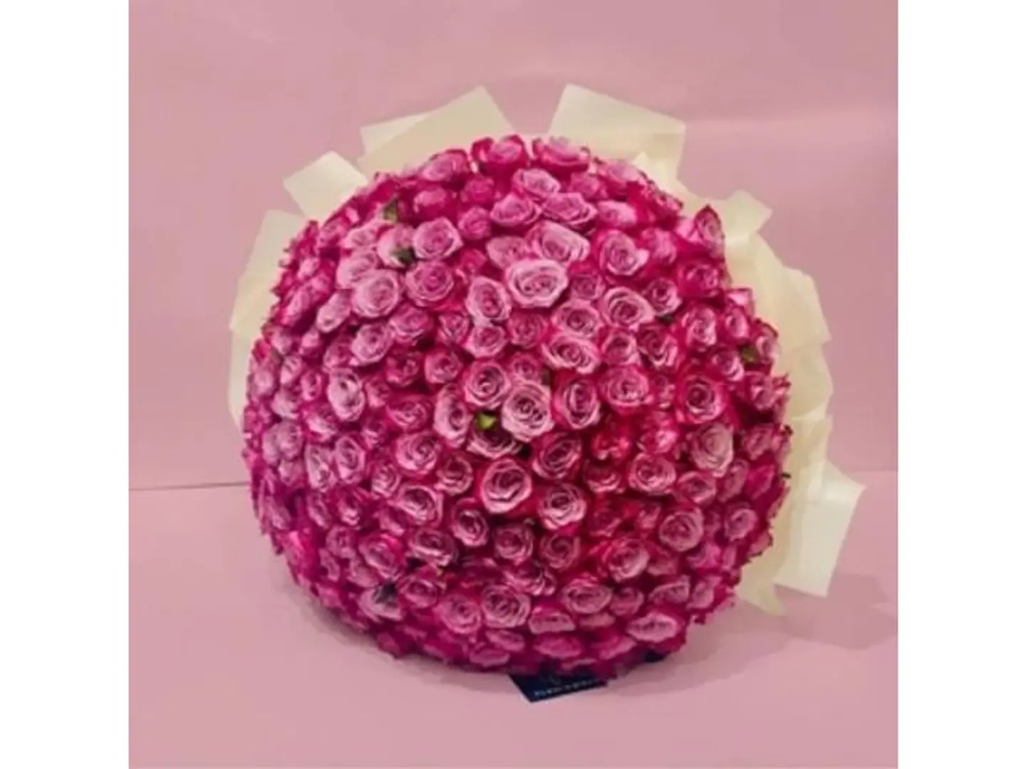 200 Roses Bouquet