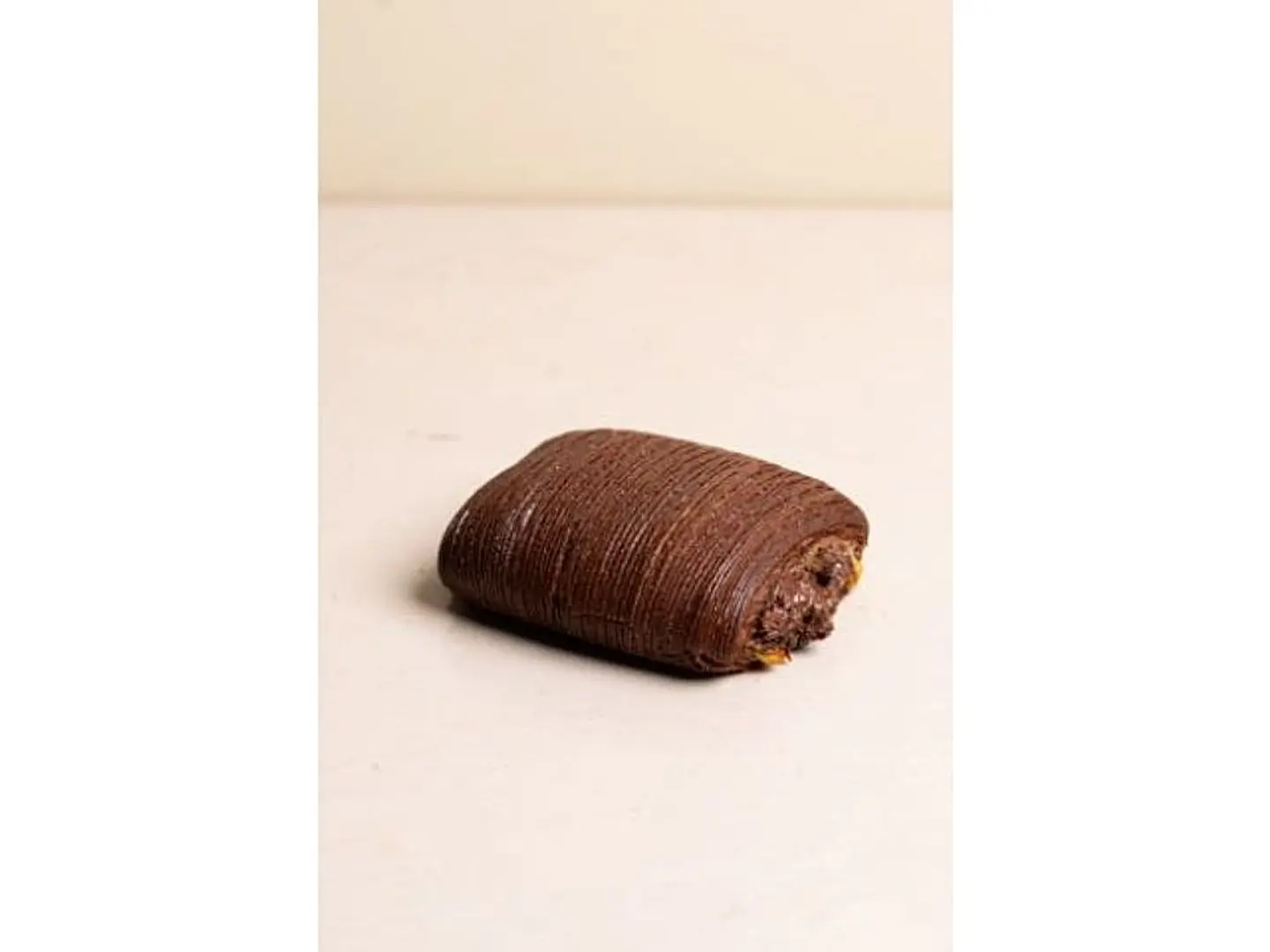 كرواسون نيوتيلا طحينية