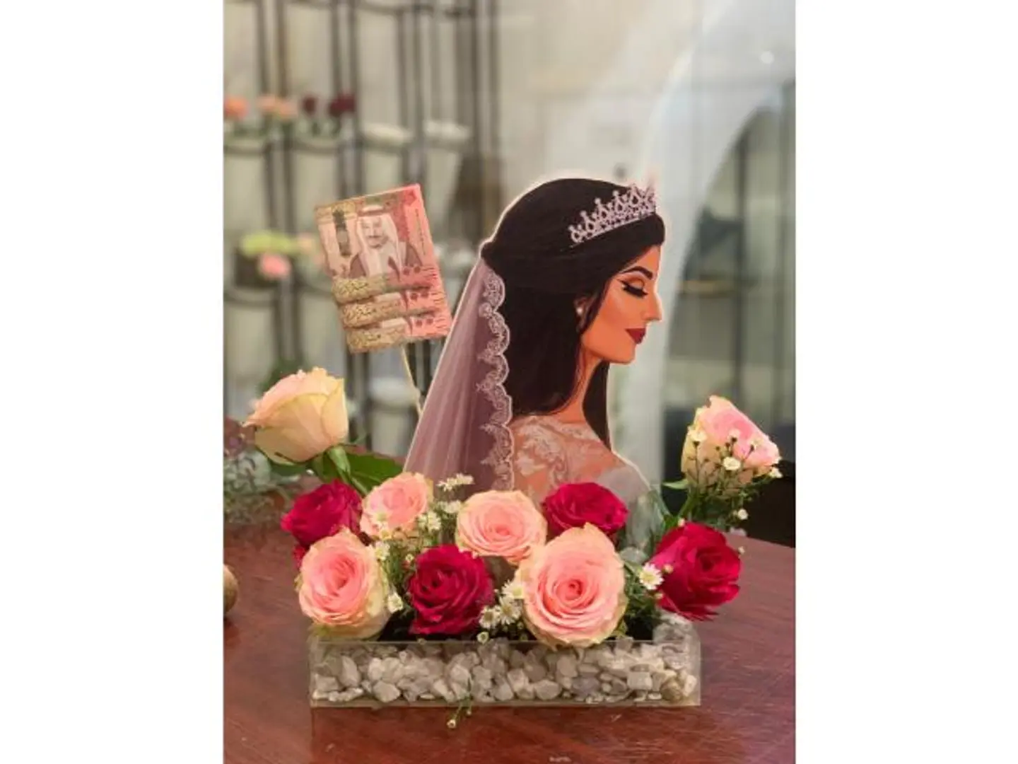 Pink Dream Stand For Bride