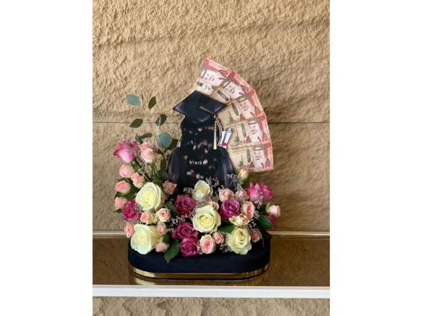 Graduation Stand