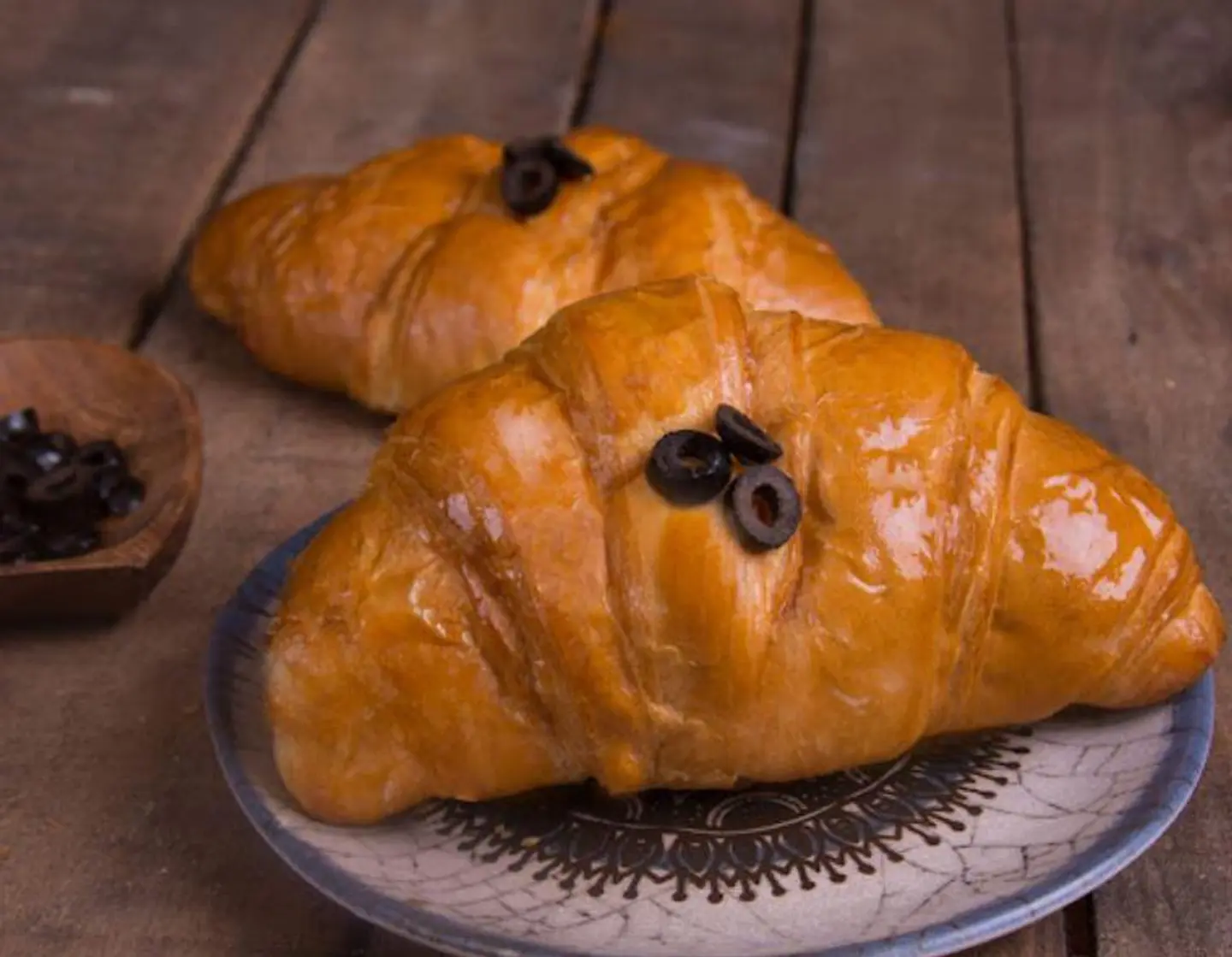 Olive Croissant