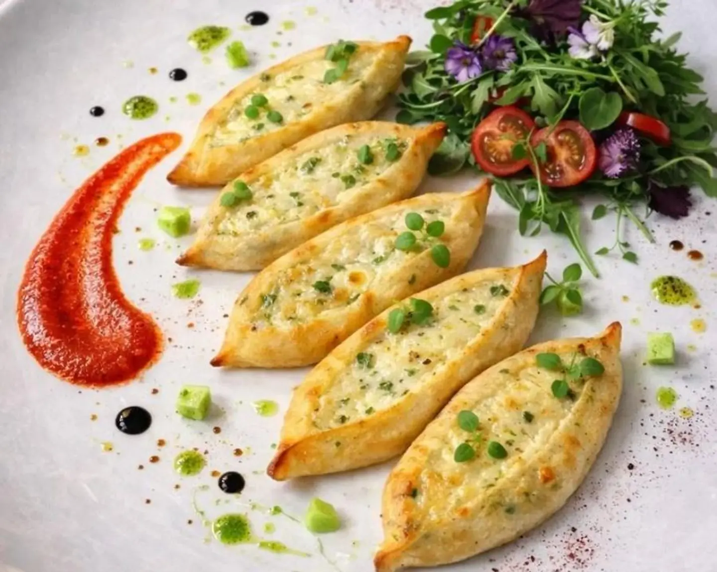 Akkawi Cheese Manakeesh