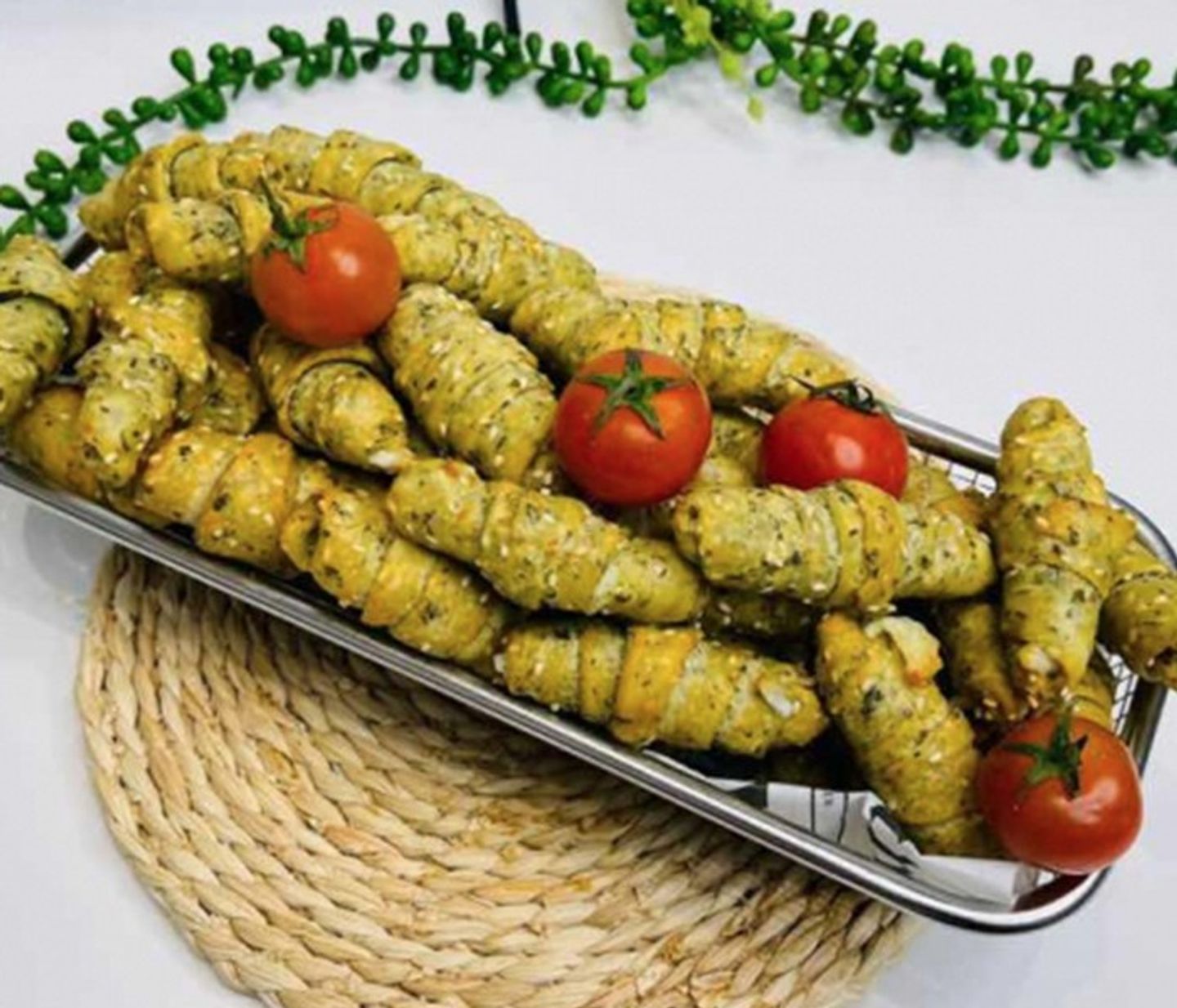 Cheese And Thyme Roll