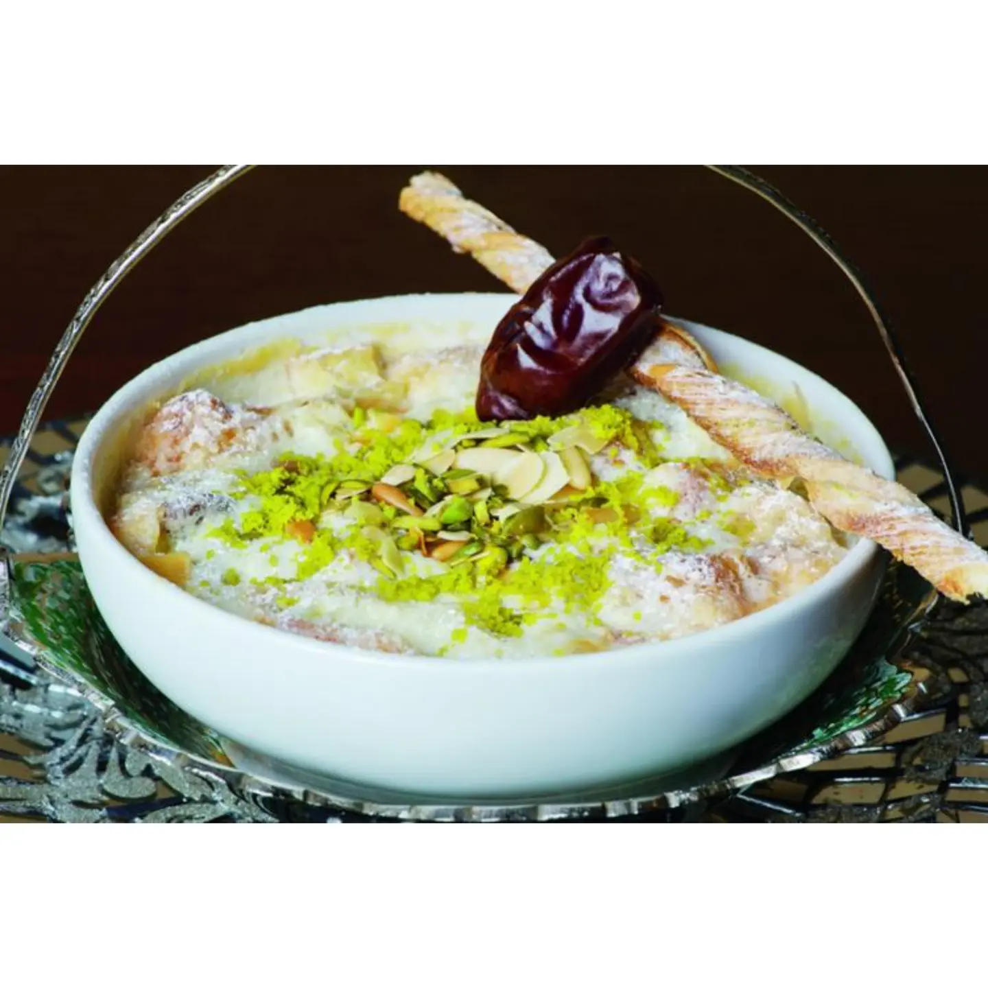 صينية أم علي وسط