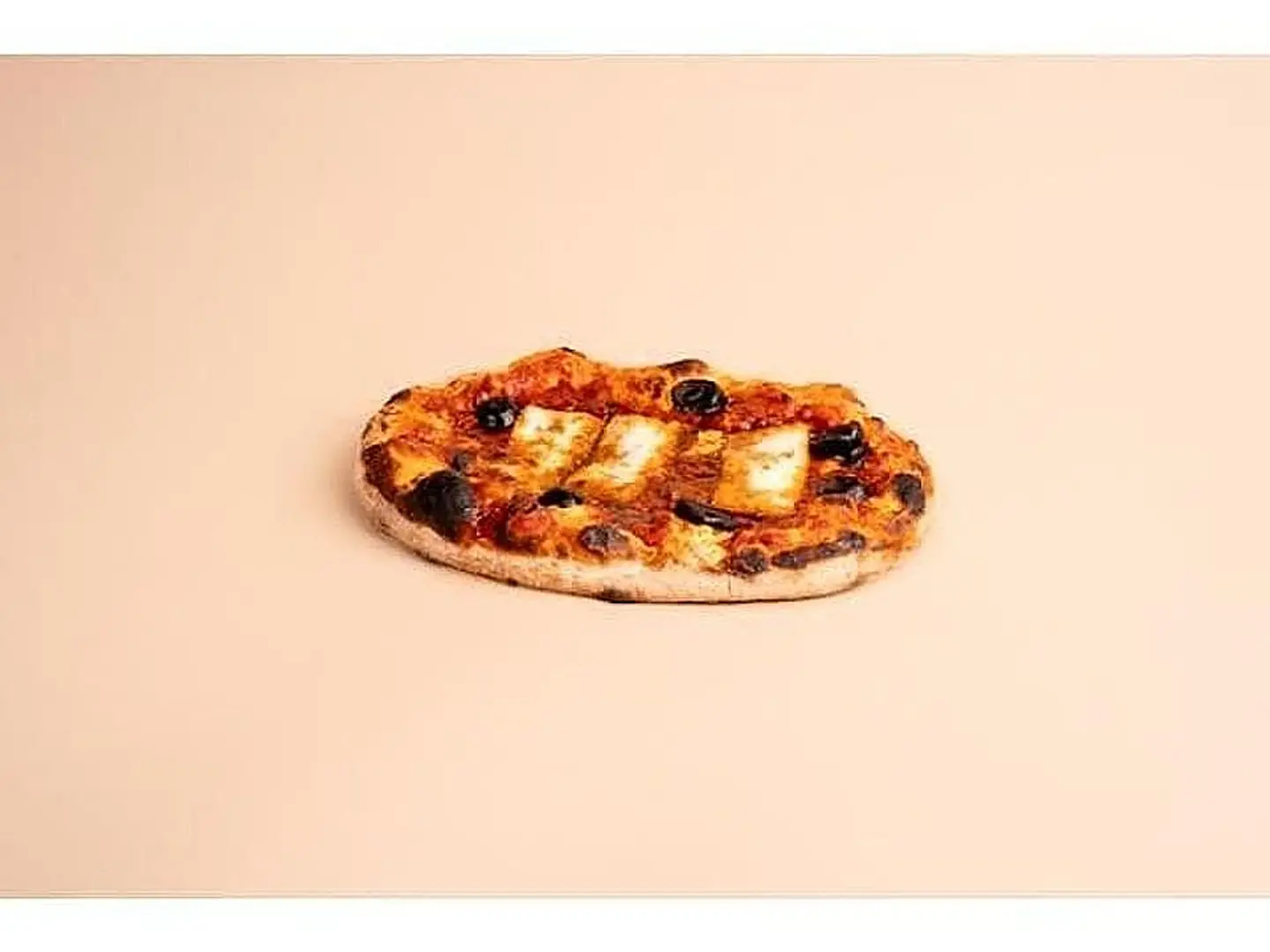 فطيره حلوم بالبيستو