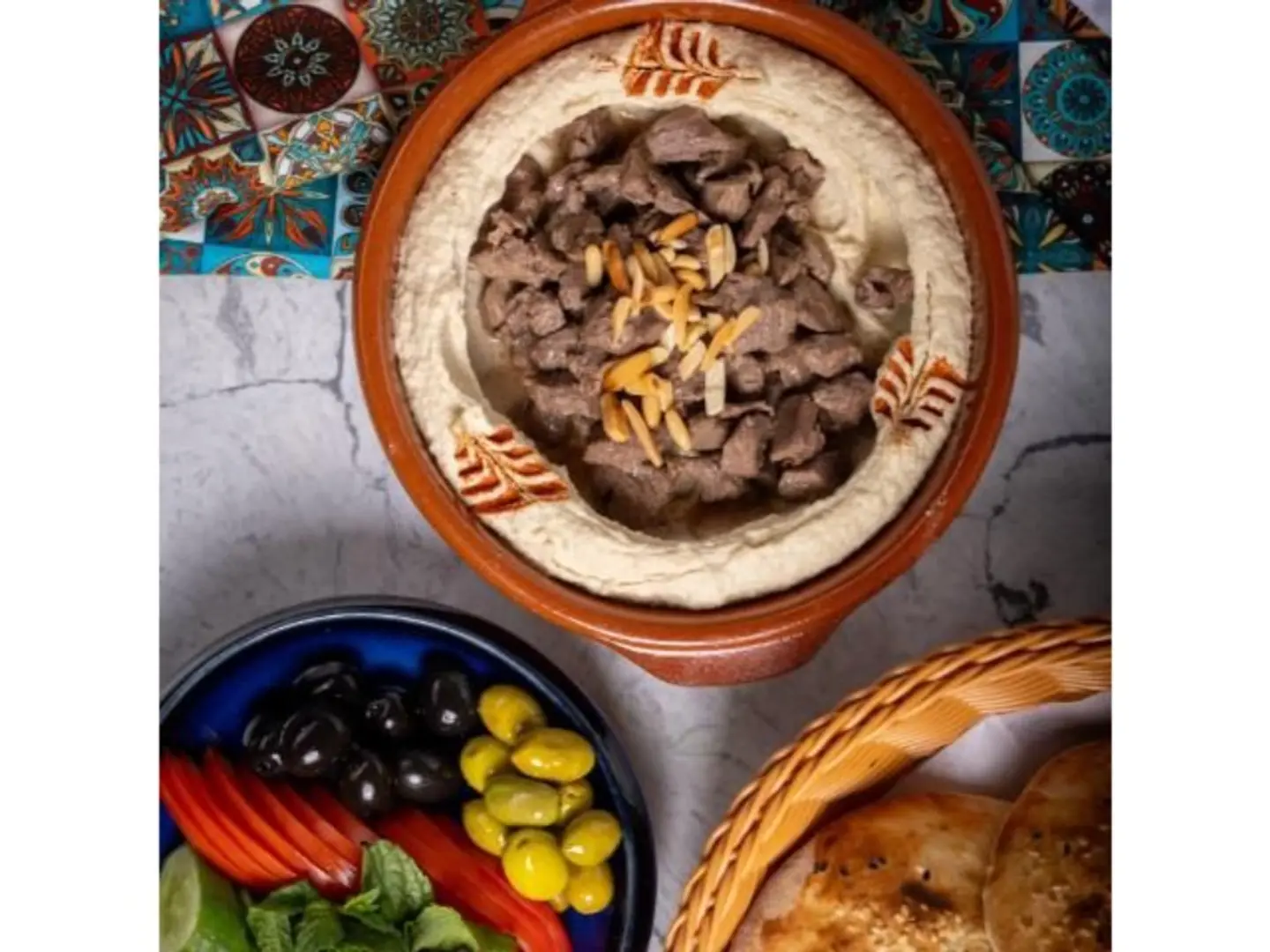 Hummus With Ras Al Asfour Meat