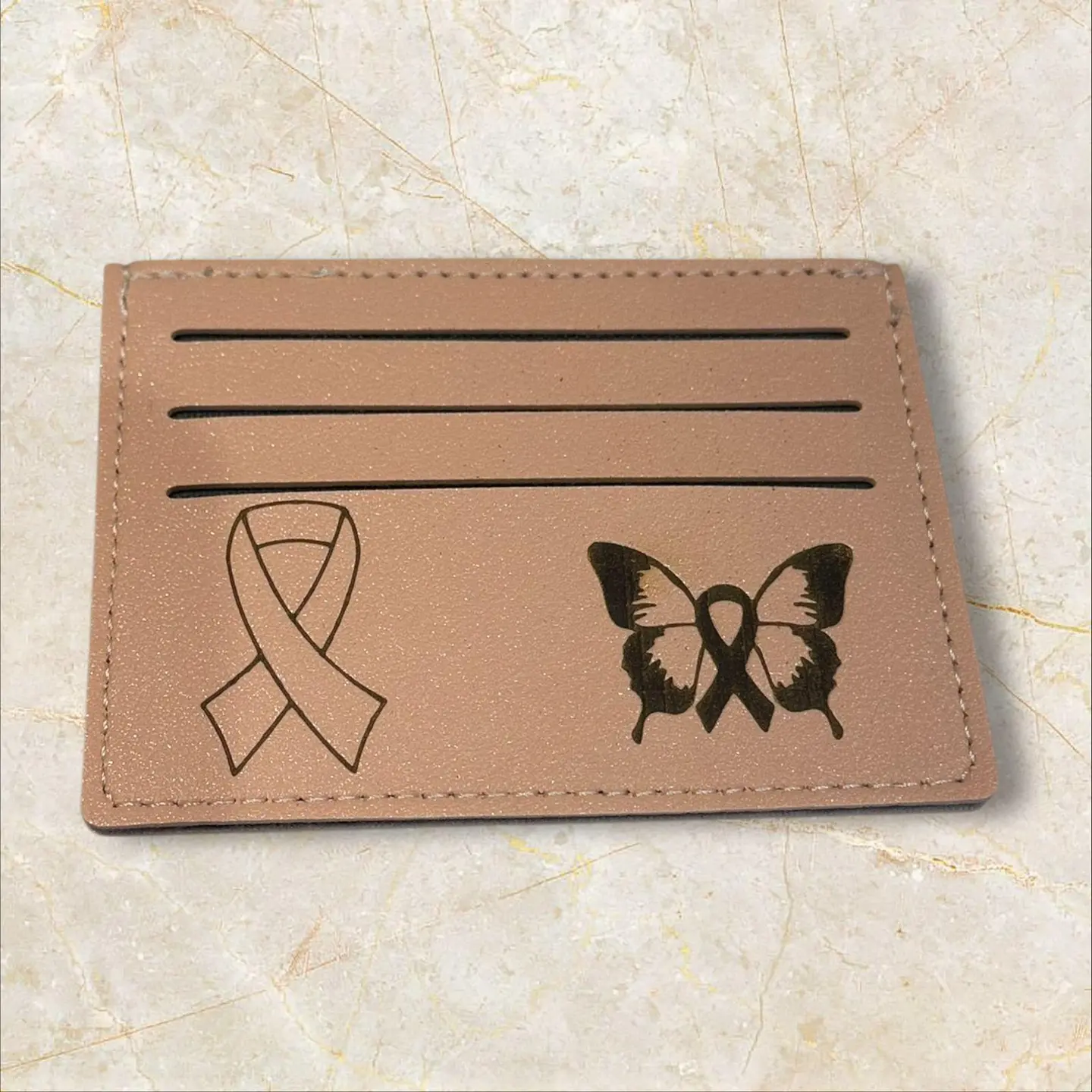 محفظه بيج جلد مع نحت الاسم