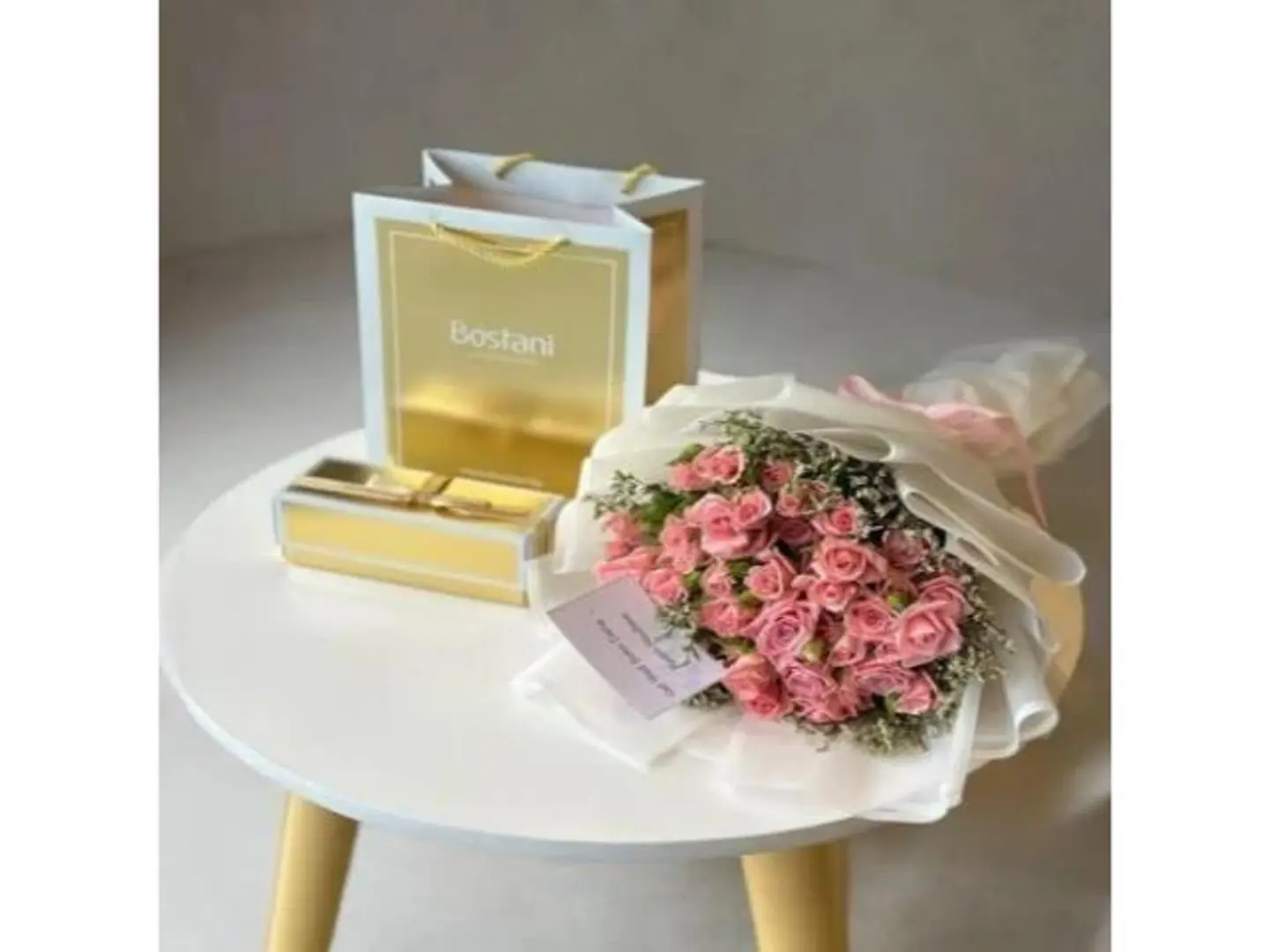 White Rose Vase Gardener