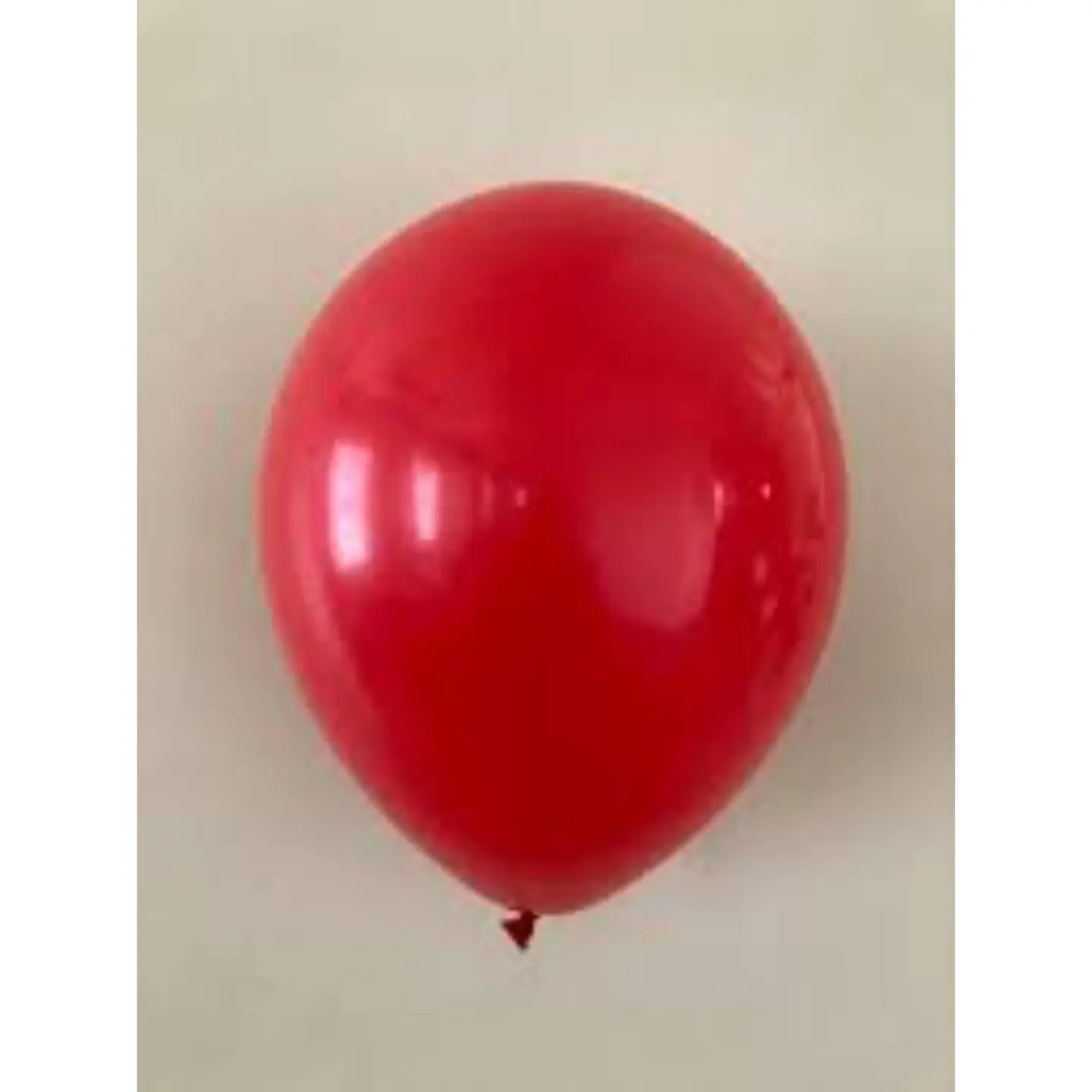 بالون هيليوم احمر