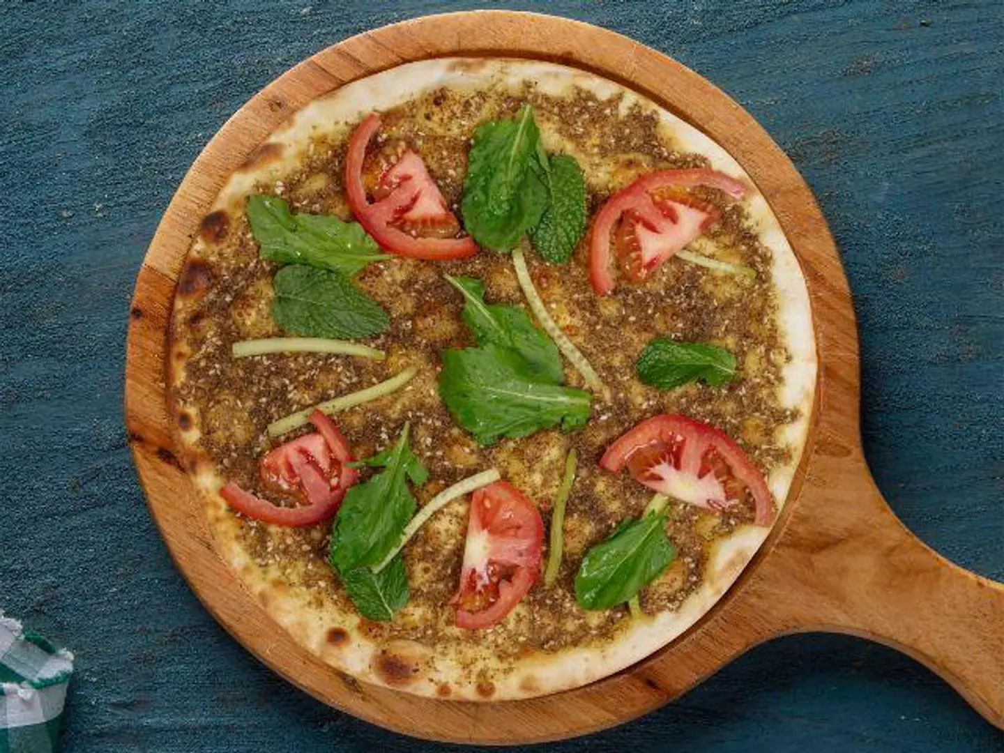 Za'atar Man'oushe With Vegetables