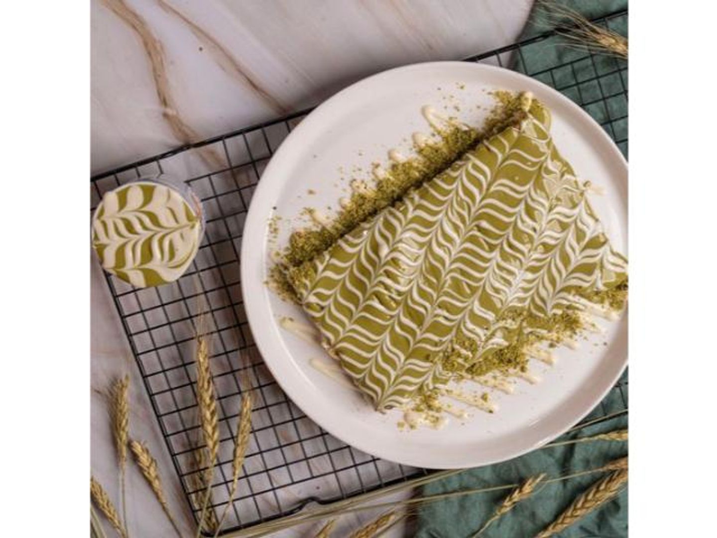 Pistachio Crepe