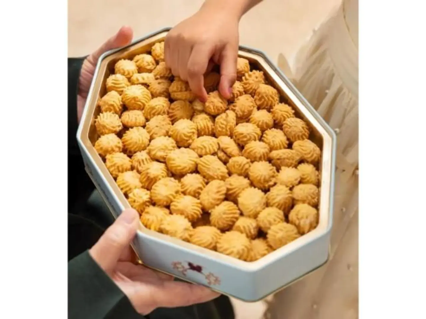 المذاق العربي - بيتي فور بحشوة الكريمه