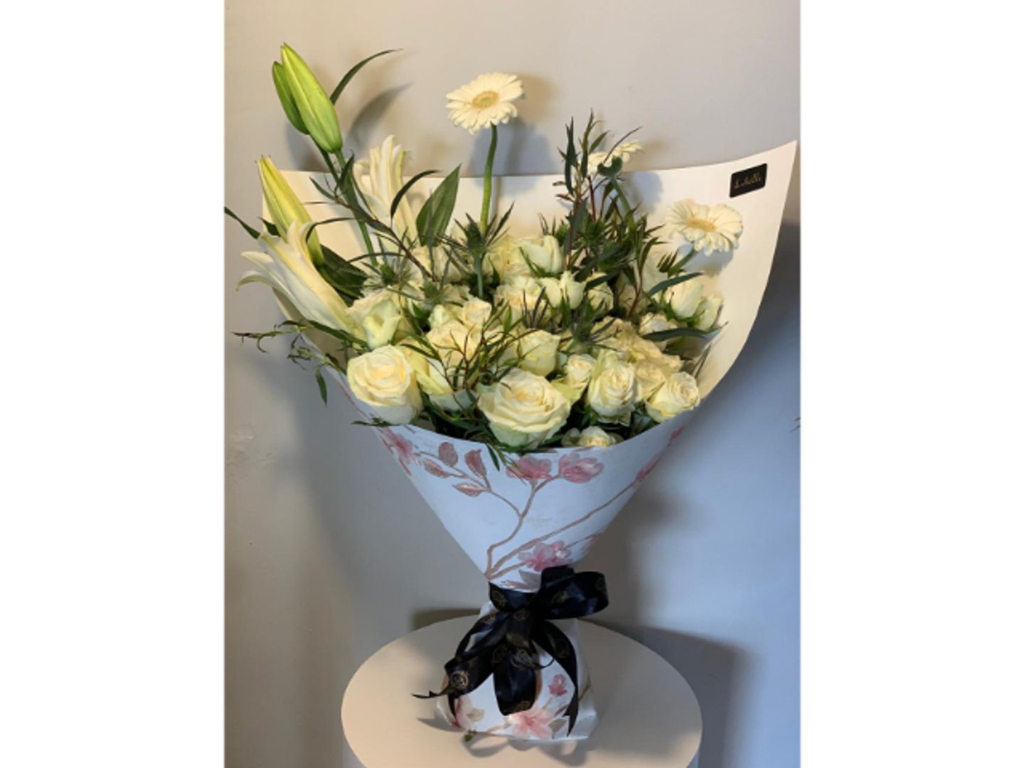 White Rose, Fragrant Casablanca Mix