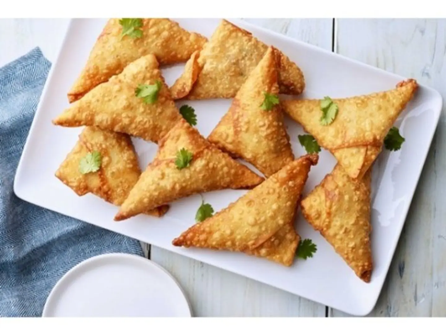 Medium Chicken Sambosa12 Pieces