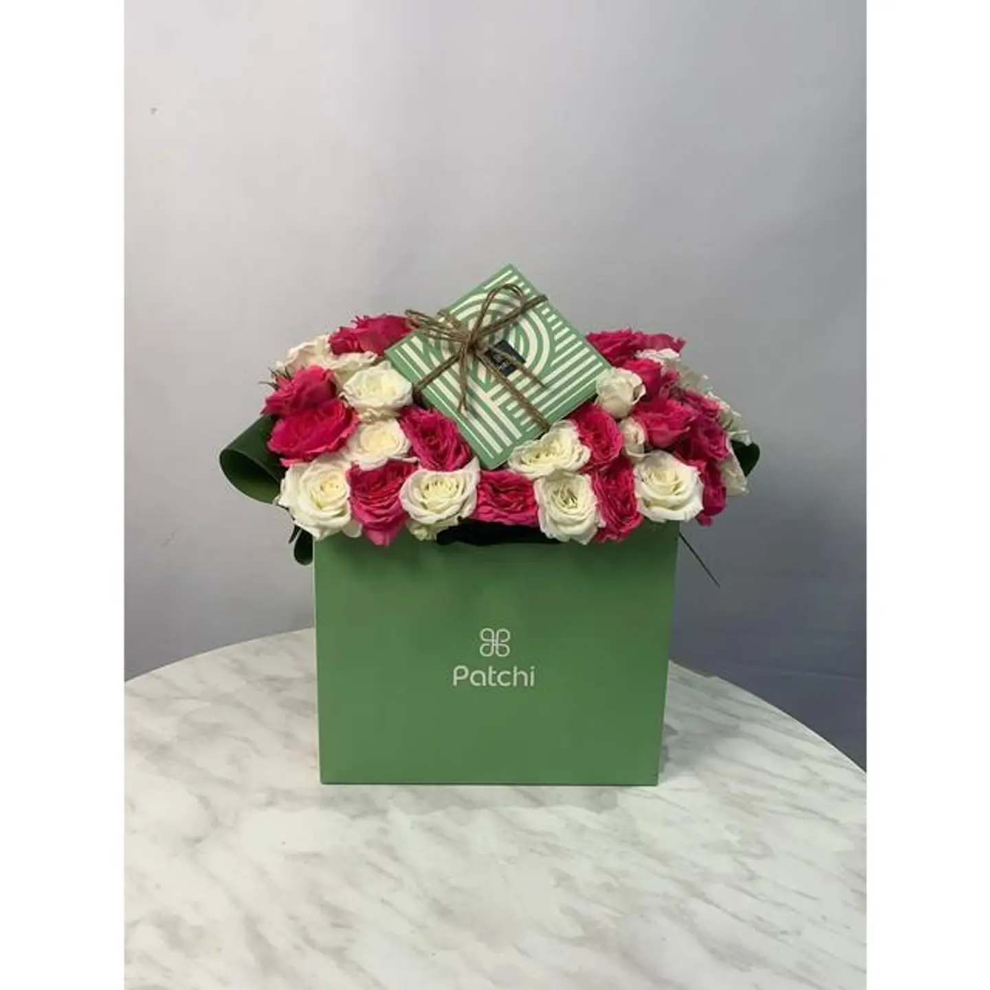 شوكولاتة باتشي مع ورد 2