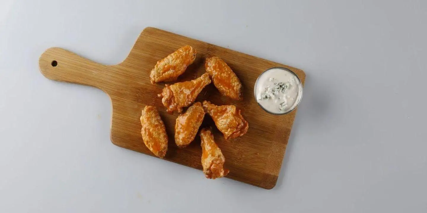 Wings Plate