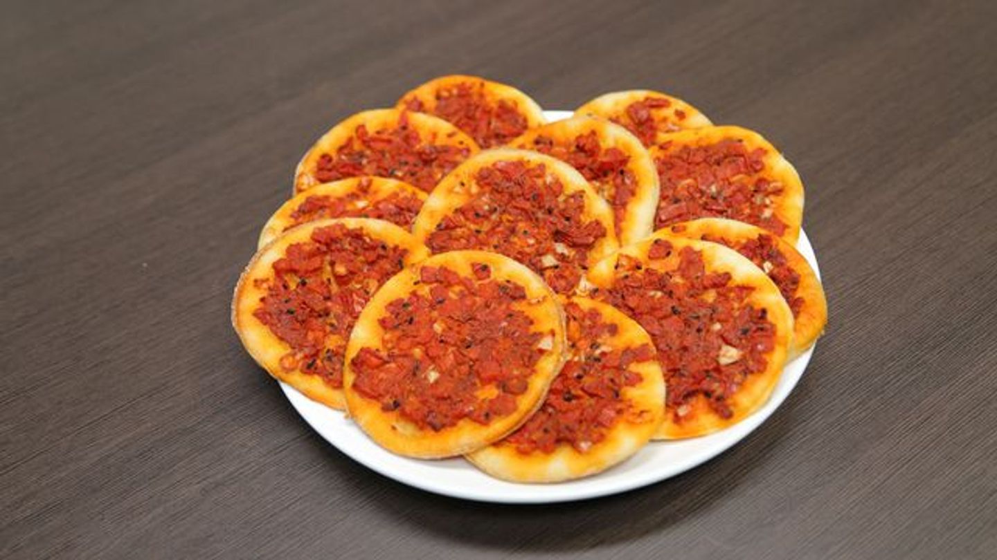 Muhammara Pie