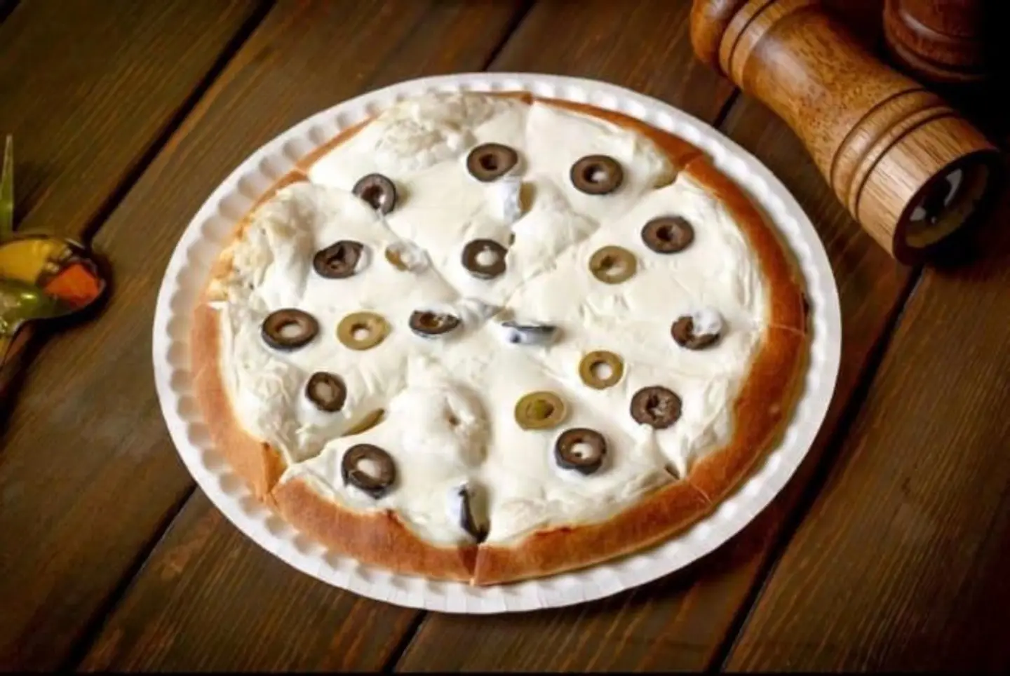 لبنه بالزيتون