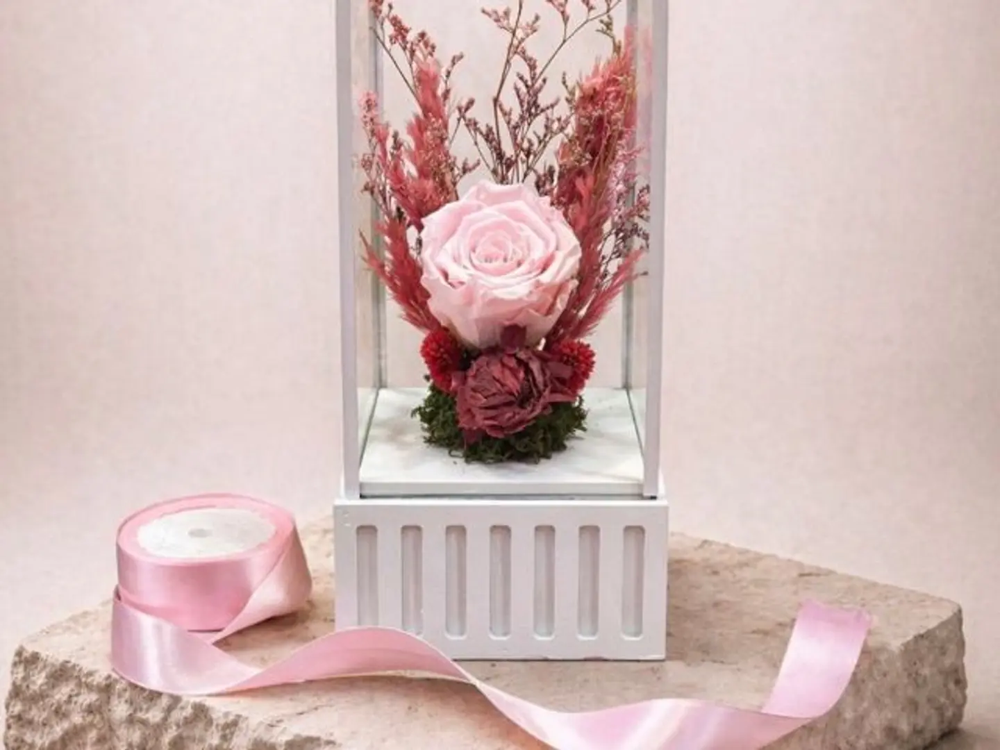 لوفر الوردي