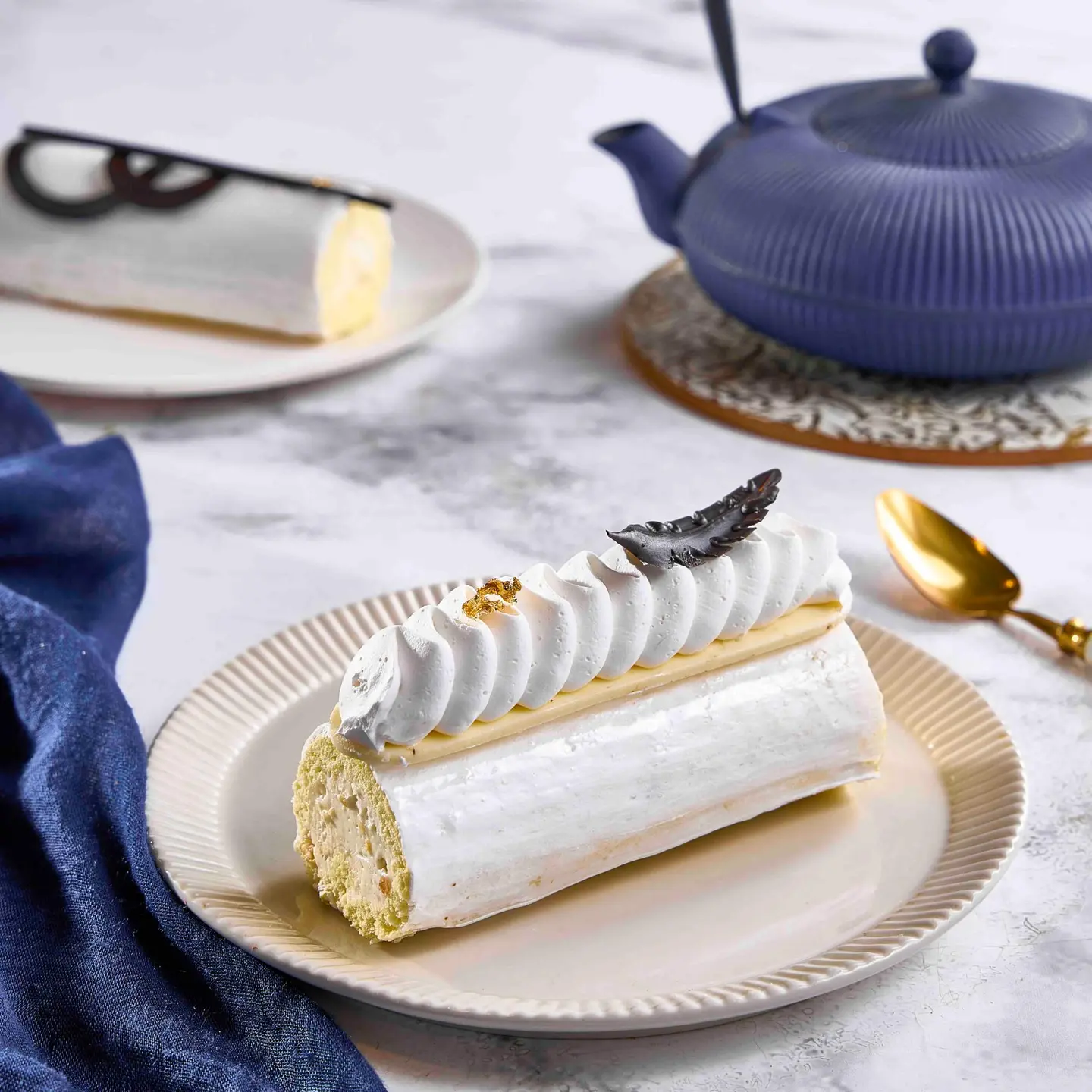 White Swiss Roll Luxe