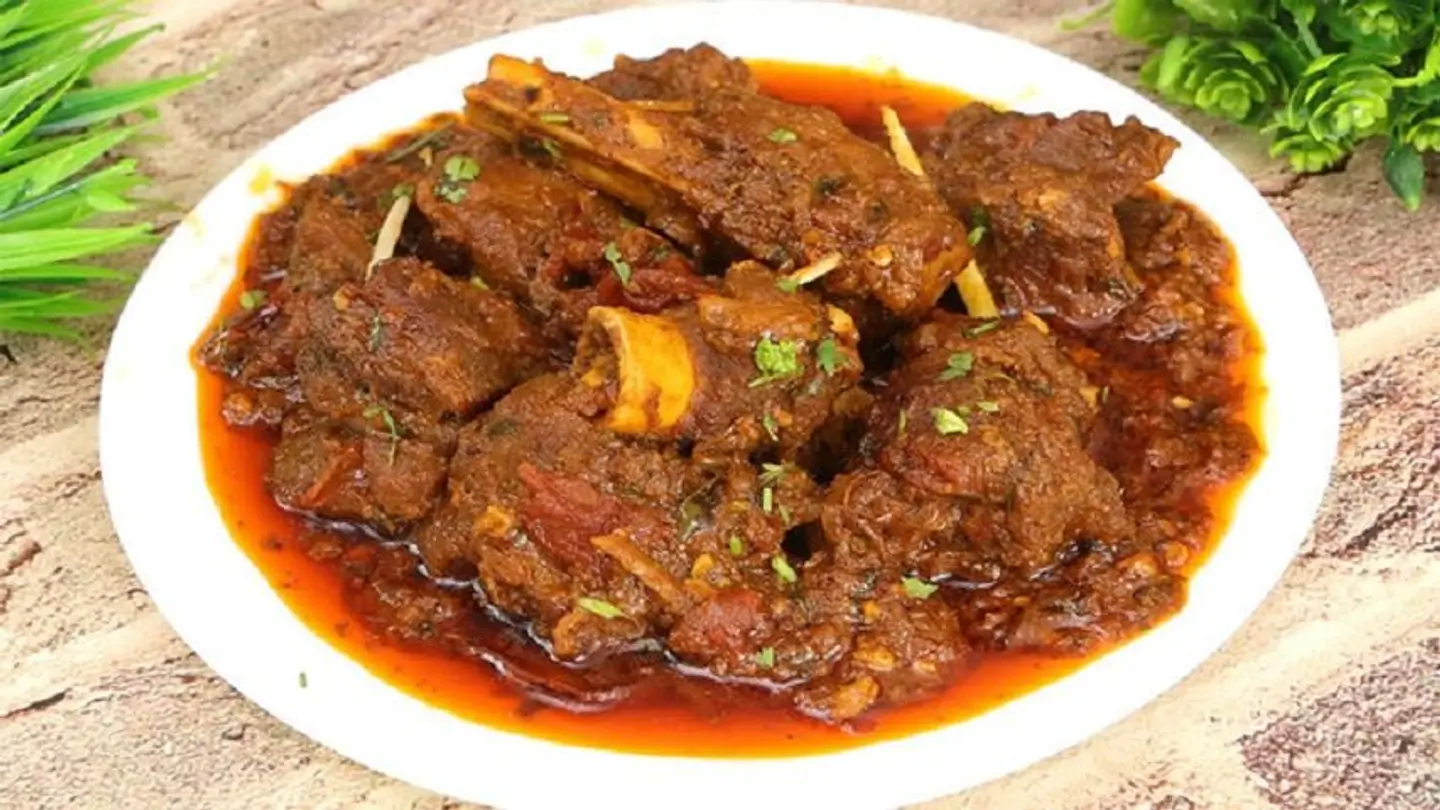 Mutton Bhuna Semi Gravy
