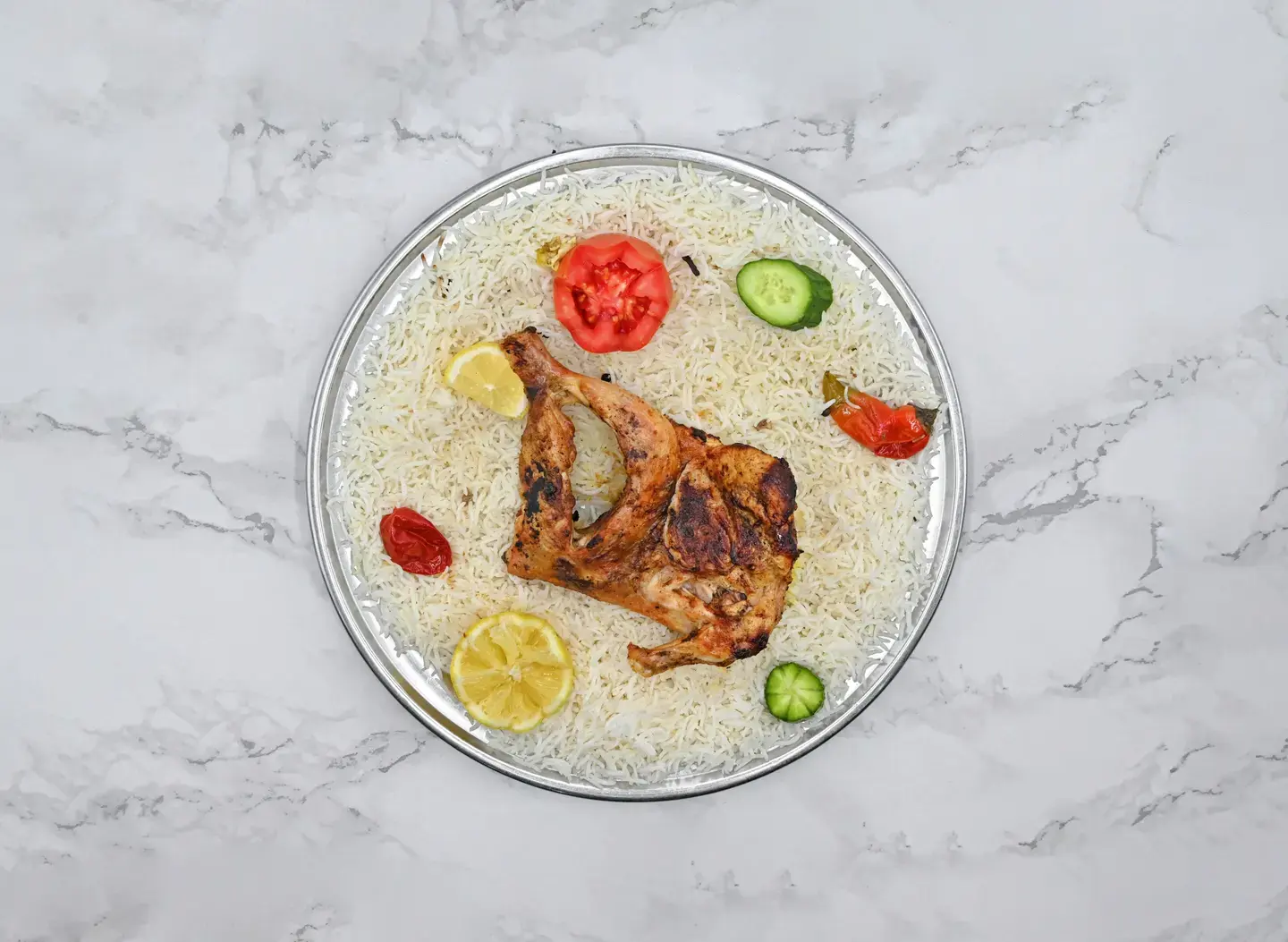 نص دجاج مثلوثة