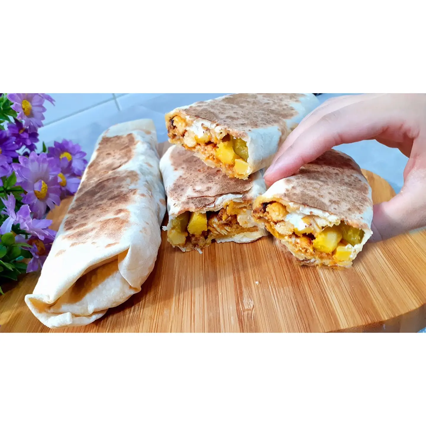 Chicken Mgalgal Saj Bread