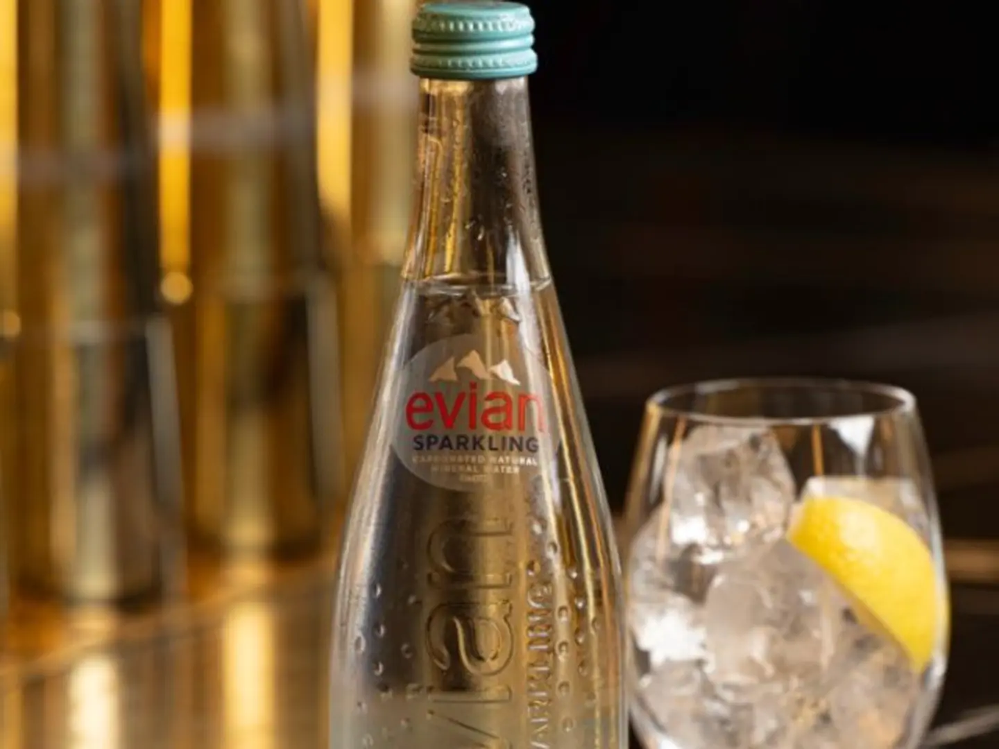 مياه إيفيان الفوارة 750 مل