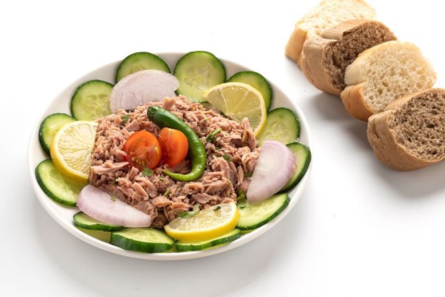 طبق تونة سلطة